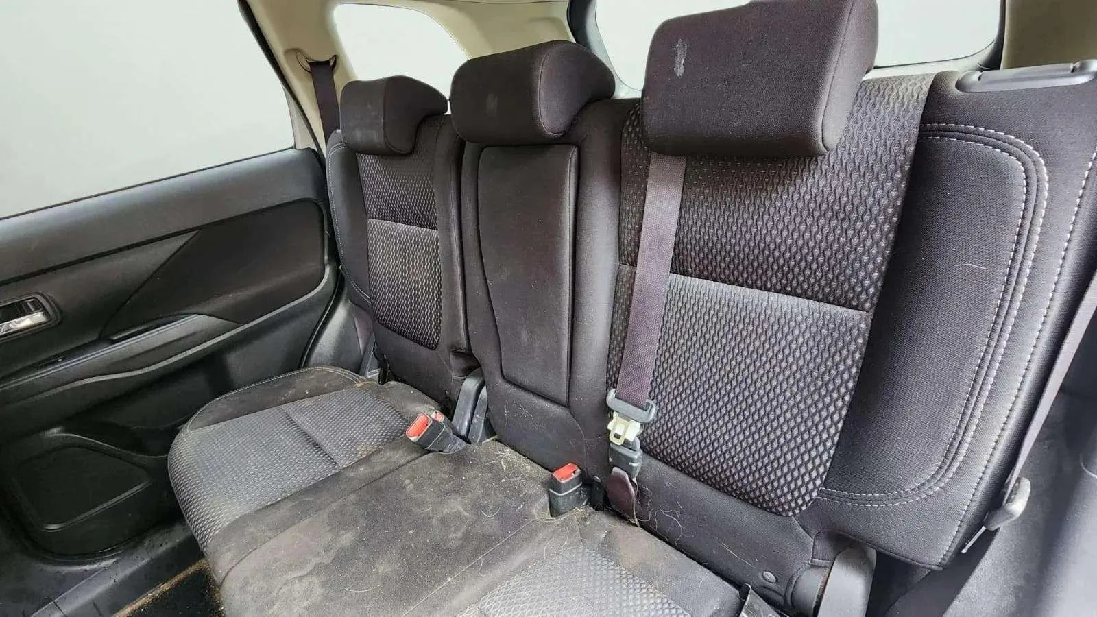 Mitsubishi Outlander 200 MPI Motion CVT 2WD 5 plazas - foto 23