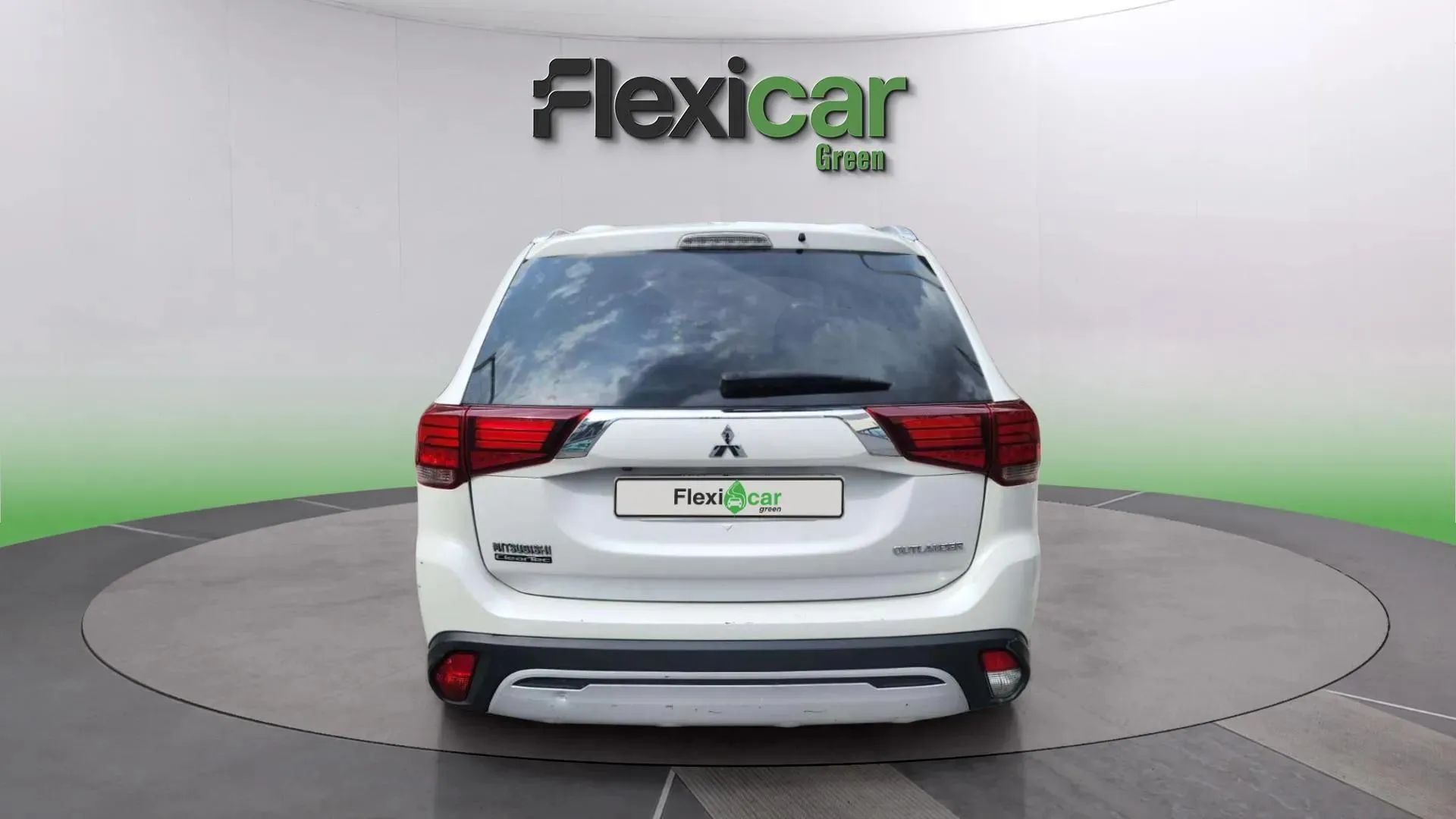 Mitsubishi Outlander 200 MPI Motion CVT 2WD 5 plazas - foto 6
