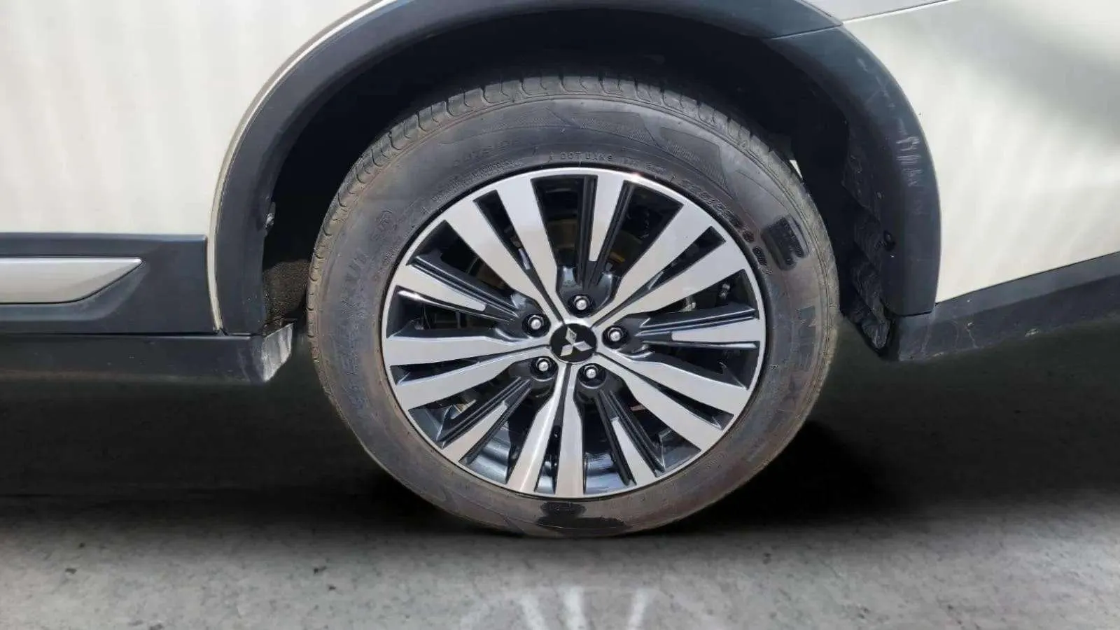 Mitsubishi Outlander 200 MPI Motion CVT 2WD 5 plazas - foto 21