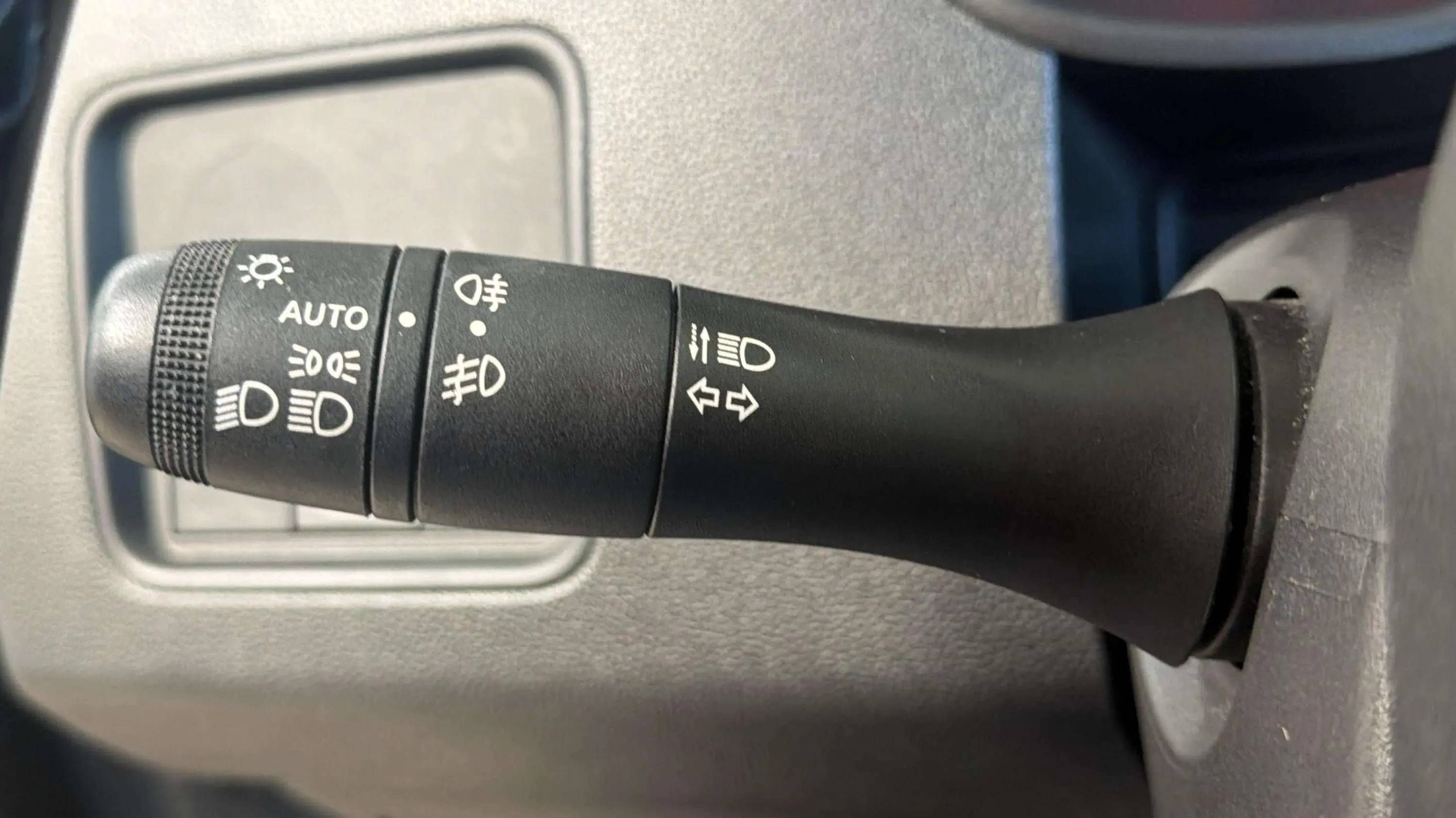 Dacia Duster Journey Go TCe 4x2 EDC - foto 22