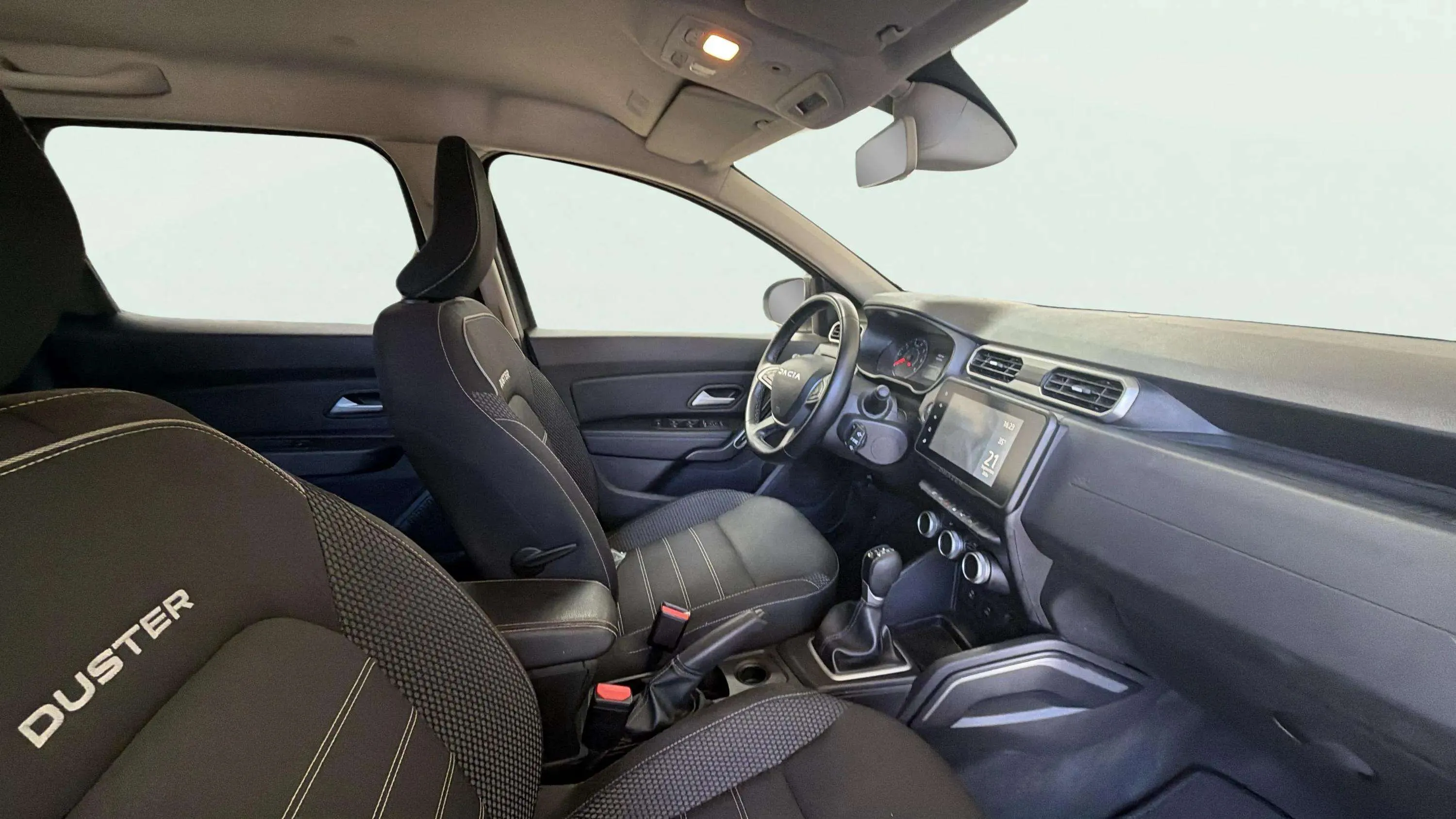Dacia Duster Journey Go TCe 4x2 EDC - foto 17