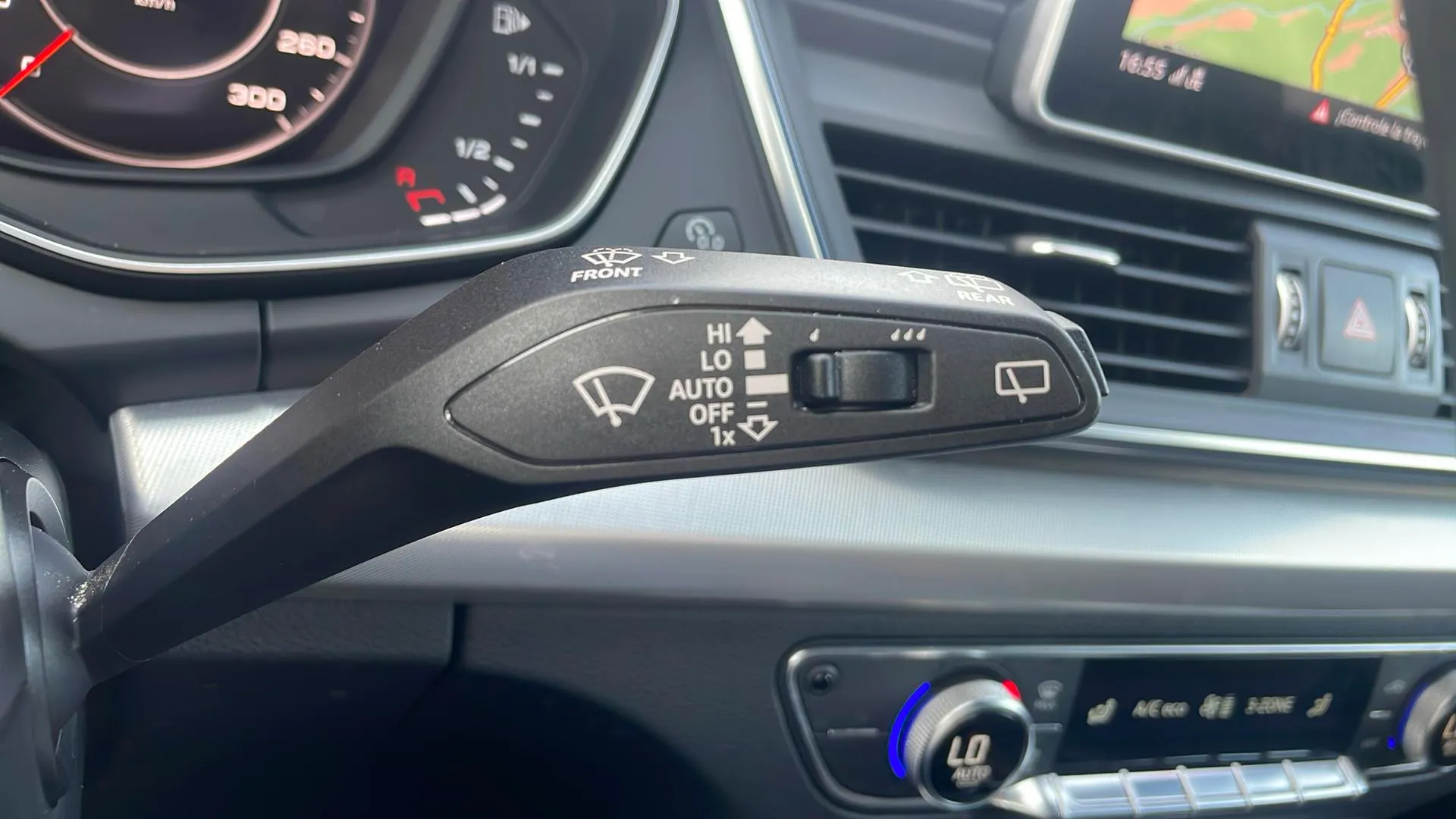 Audi Q5 2.0 TDI quattro S tronic - foto 30