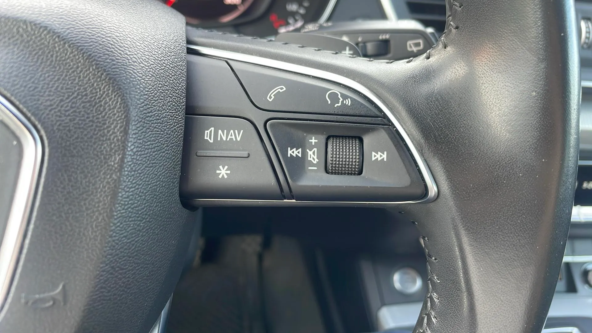 Audi Q5 2.0 TDI quattro S tronic - foto 33
