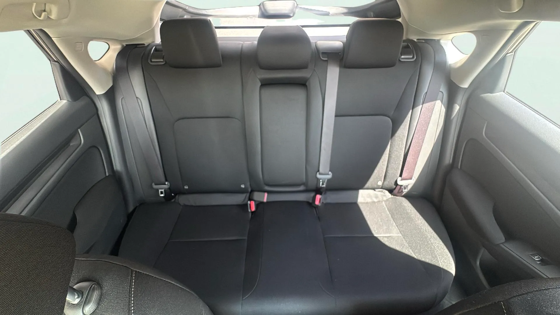 Honda Civic 2.0 i-MMD Advance CVT - foto 9