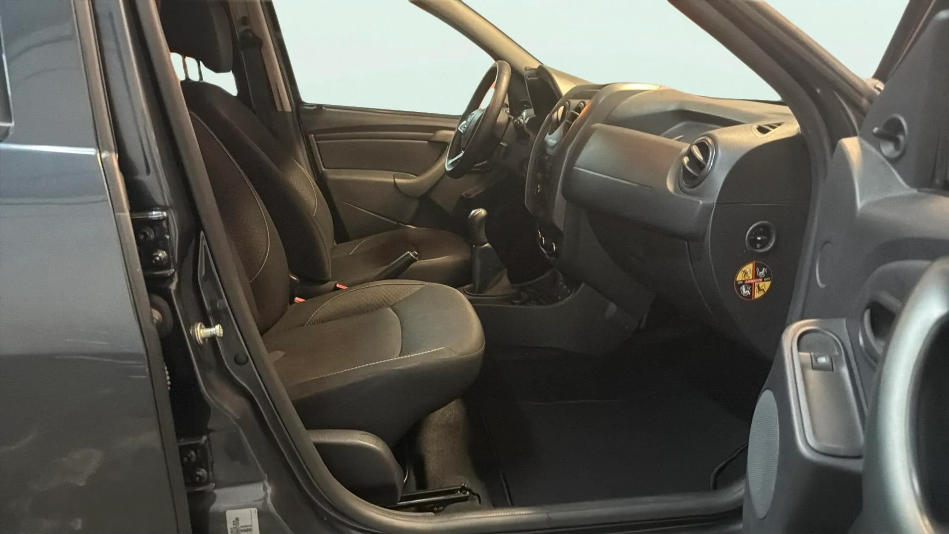 Dacia Duster Ambiance 1.6 4x2 2017 - foto 8