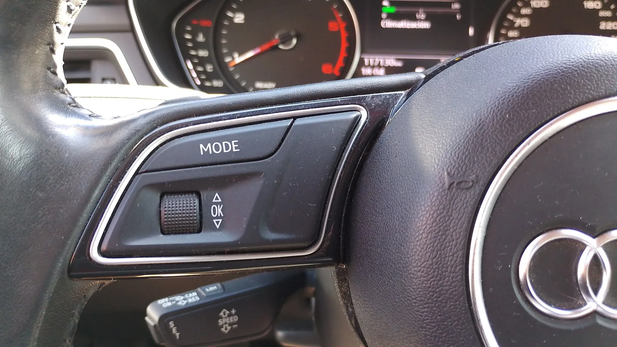 Audi A4 2.0 TDI S tronic - foto 15