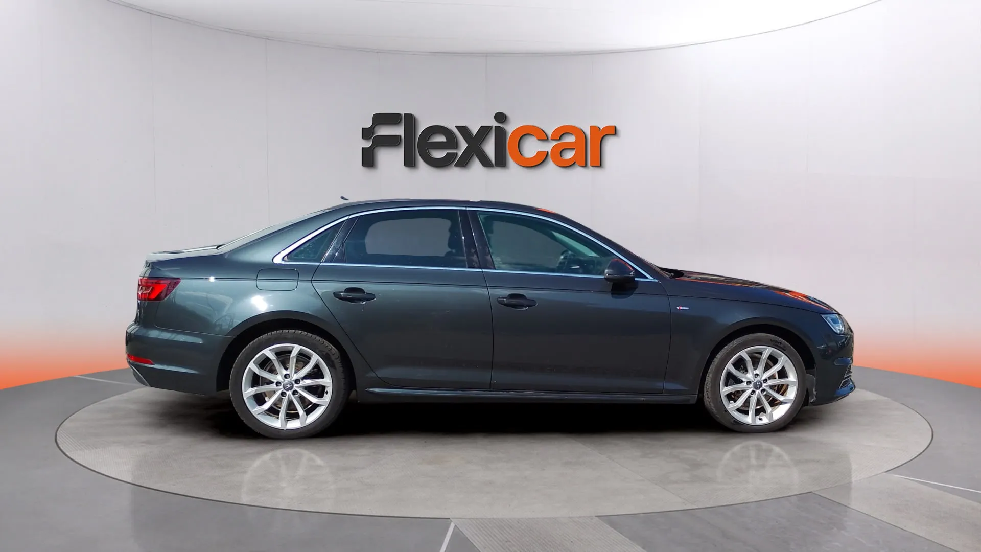 Audi A4 2.0 TDI S tronic - foto 5