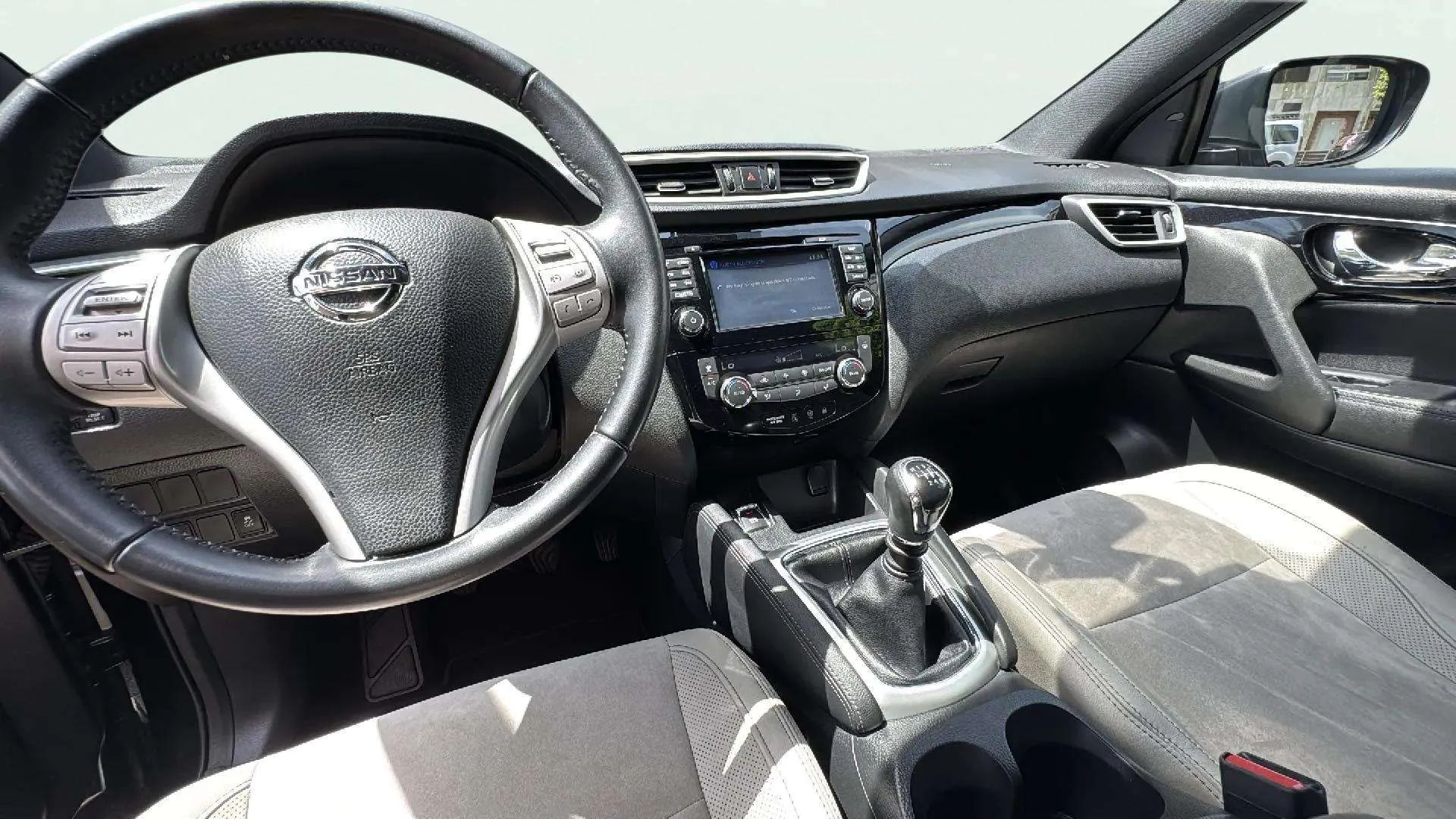 Nissan Qashqai DIG-T N-Connecta - foto 15