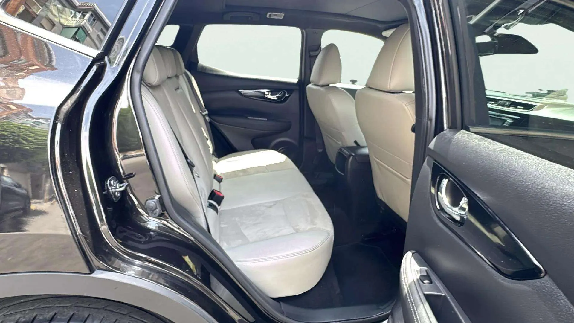 Nissan Qashqai DIG-T N-Connecta - foto 19
