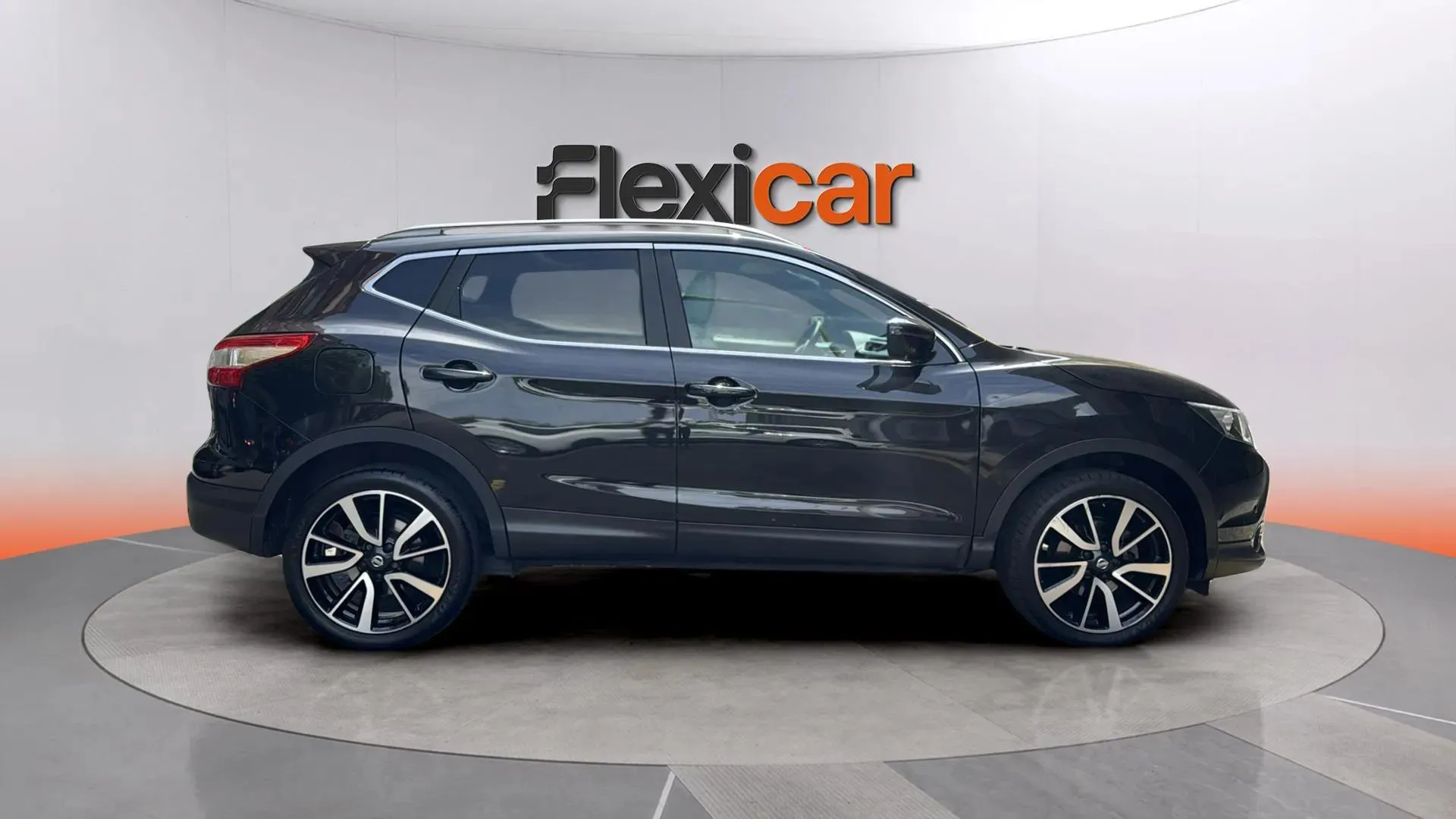 Nissan Qashqai DIG-T N-Connecta - foto 2