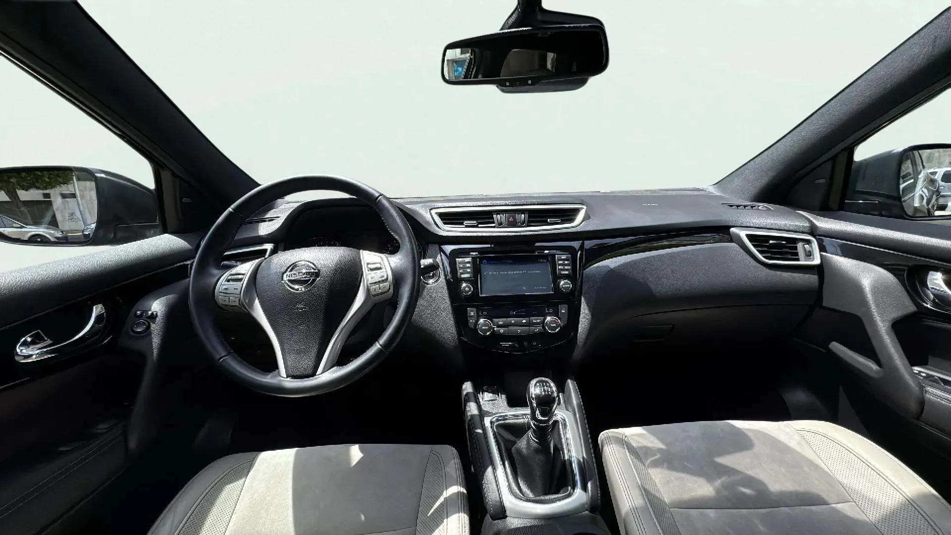 Nissan Qashqai DIG-T N-Connecta - foto 10