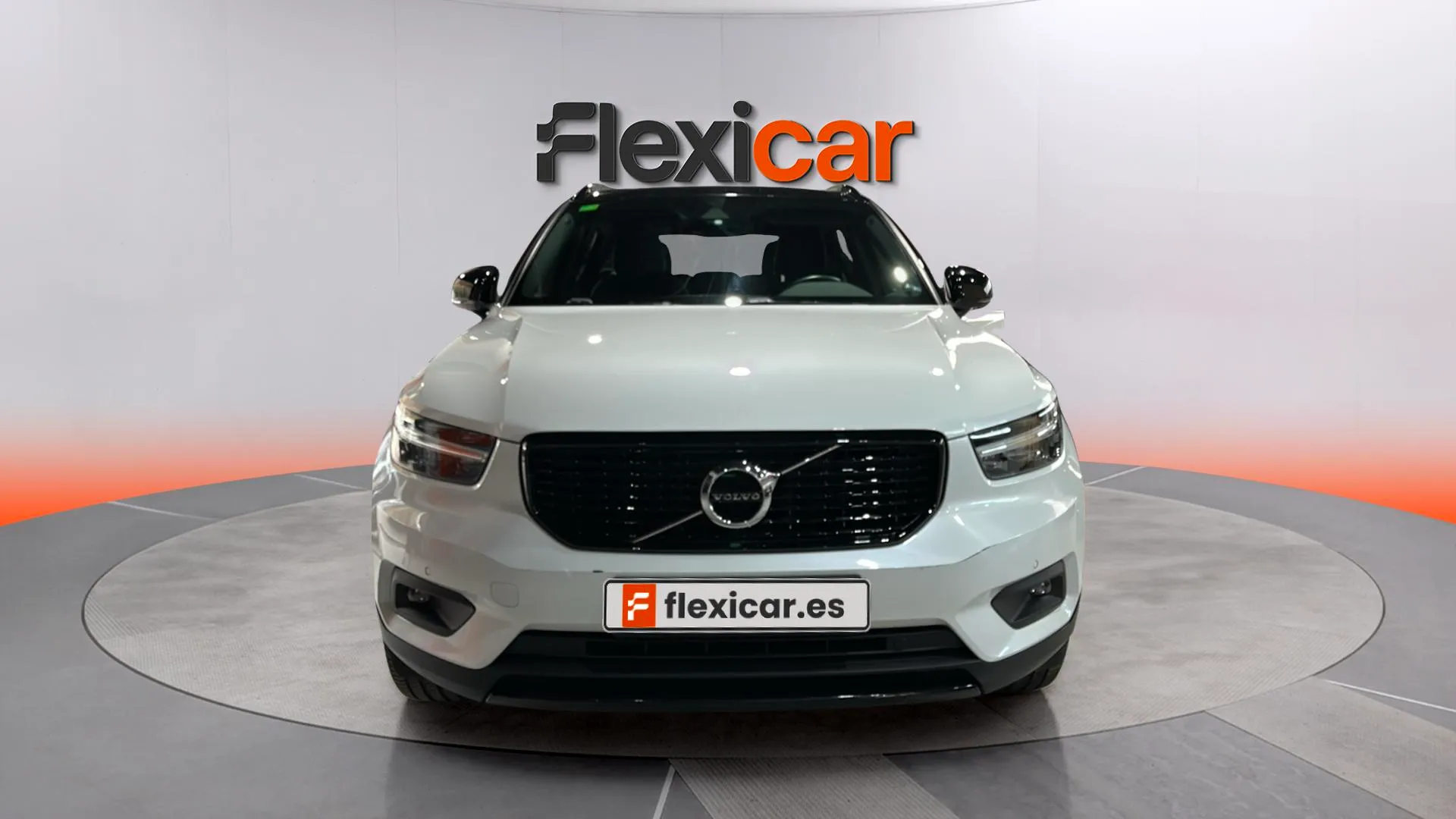 Volvo XC40 2.0 D3 - foto 2