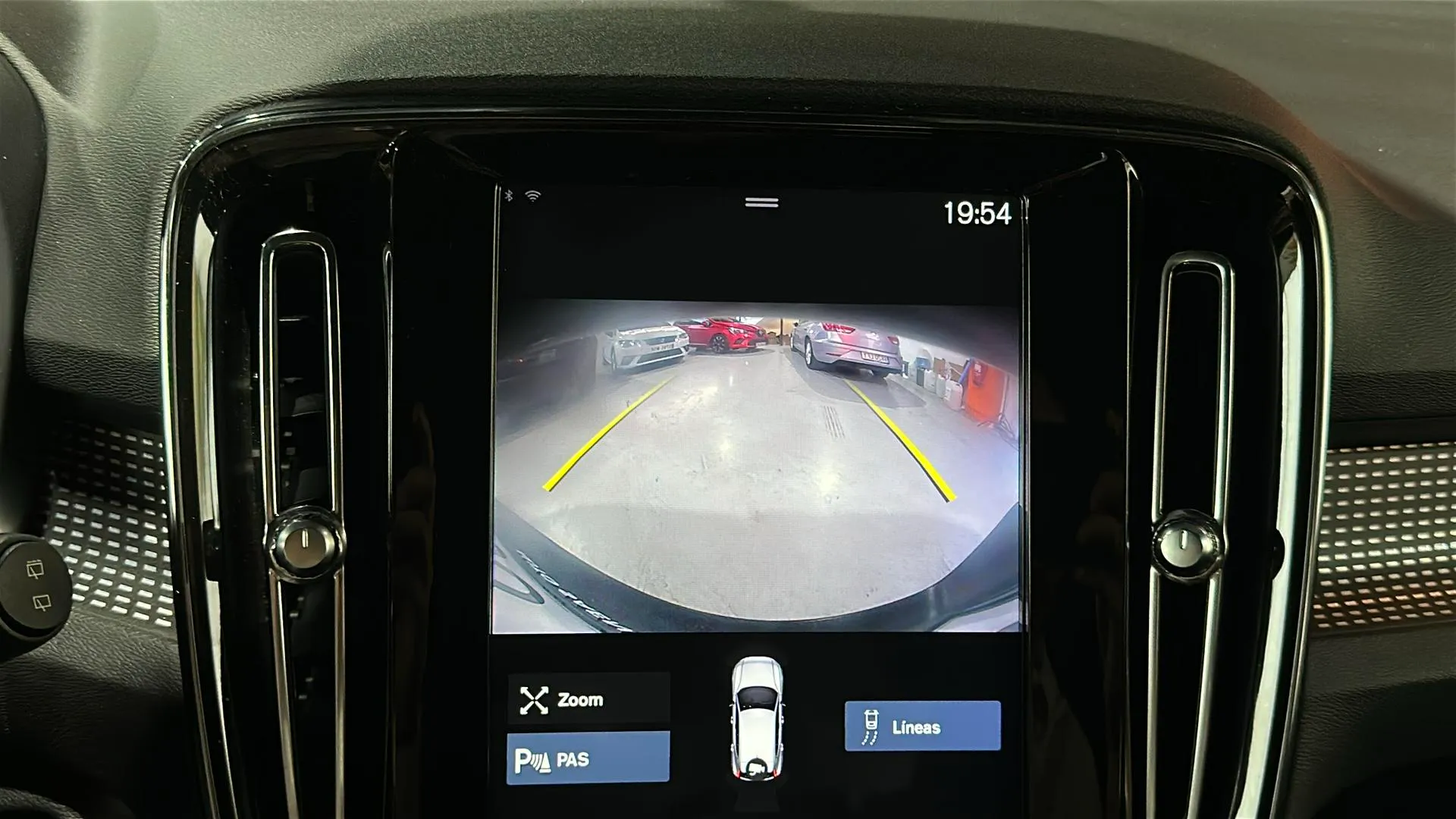 Volvo XC40 2.0 D3 - foto 15