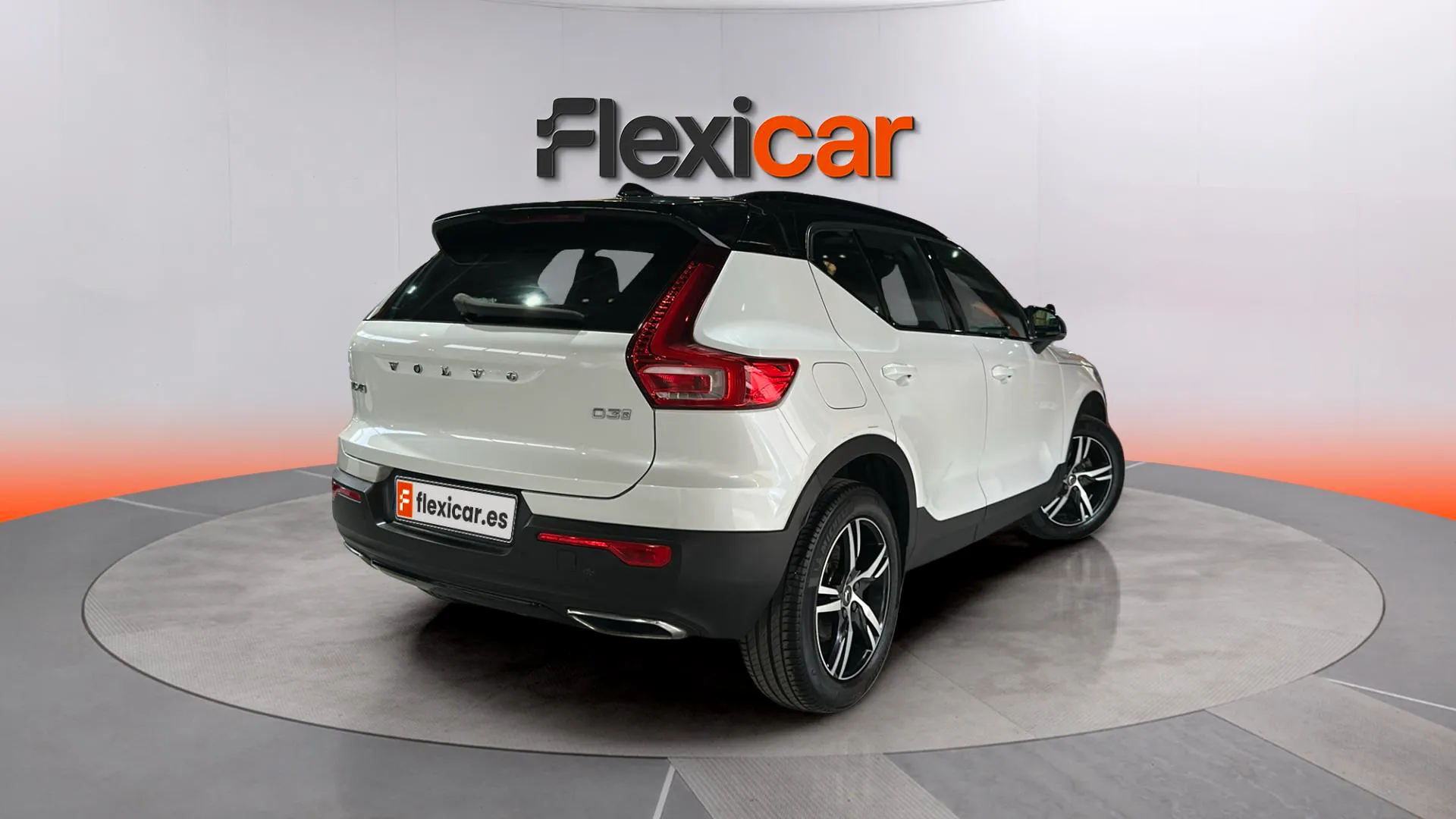 Volvo XC40 2.0 D3 - foto 7