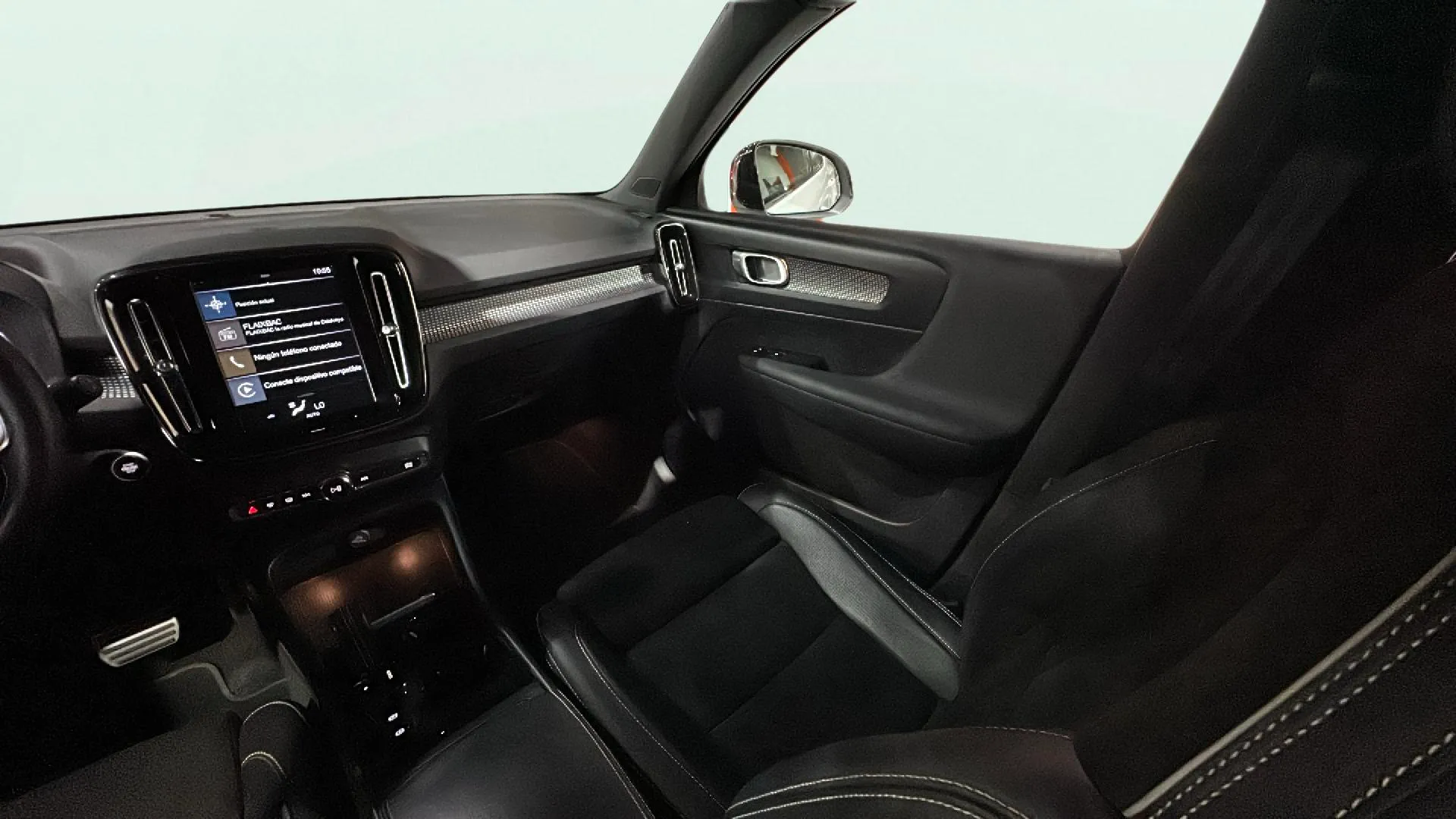 Volvo XC40 2.0 D3 - foto 11