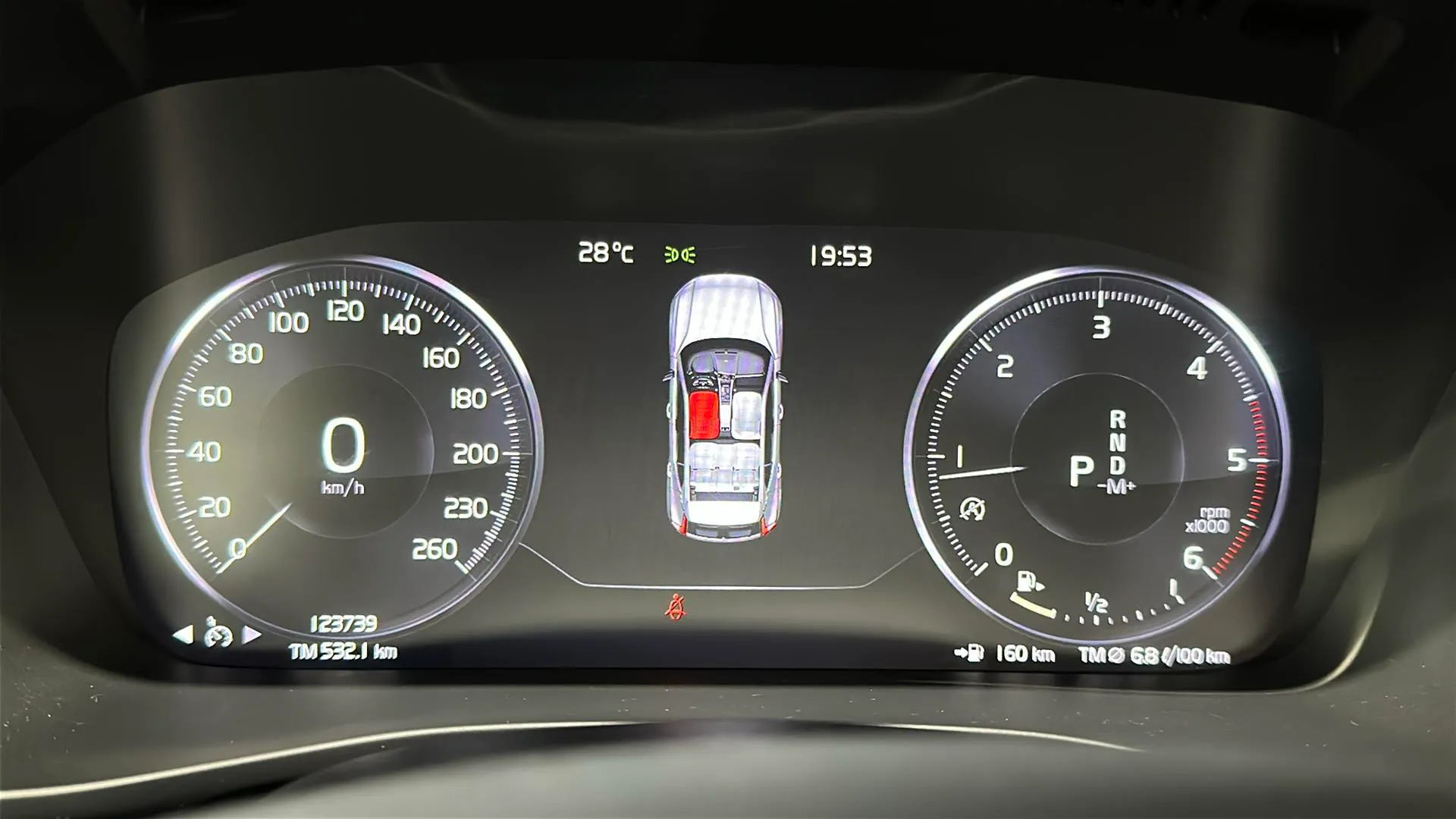 Volvo XC40 2.0 D3 - foto 20