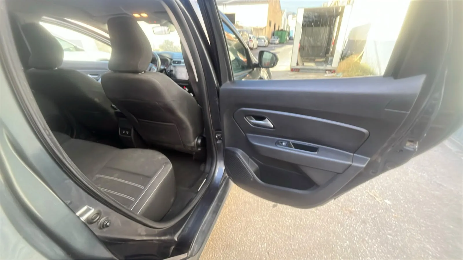 Dacia Duster Journey Go TCe 4x2 - foto 26