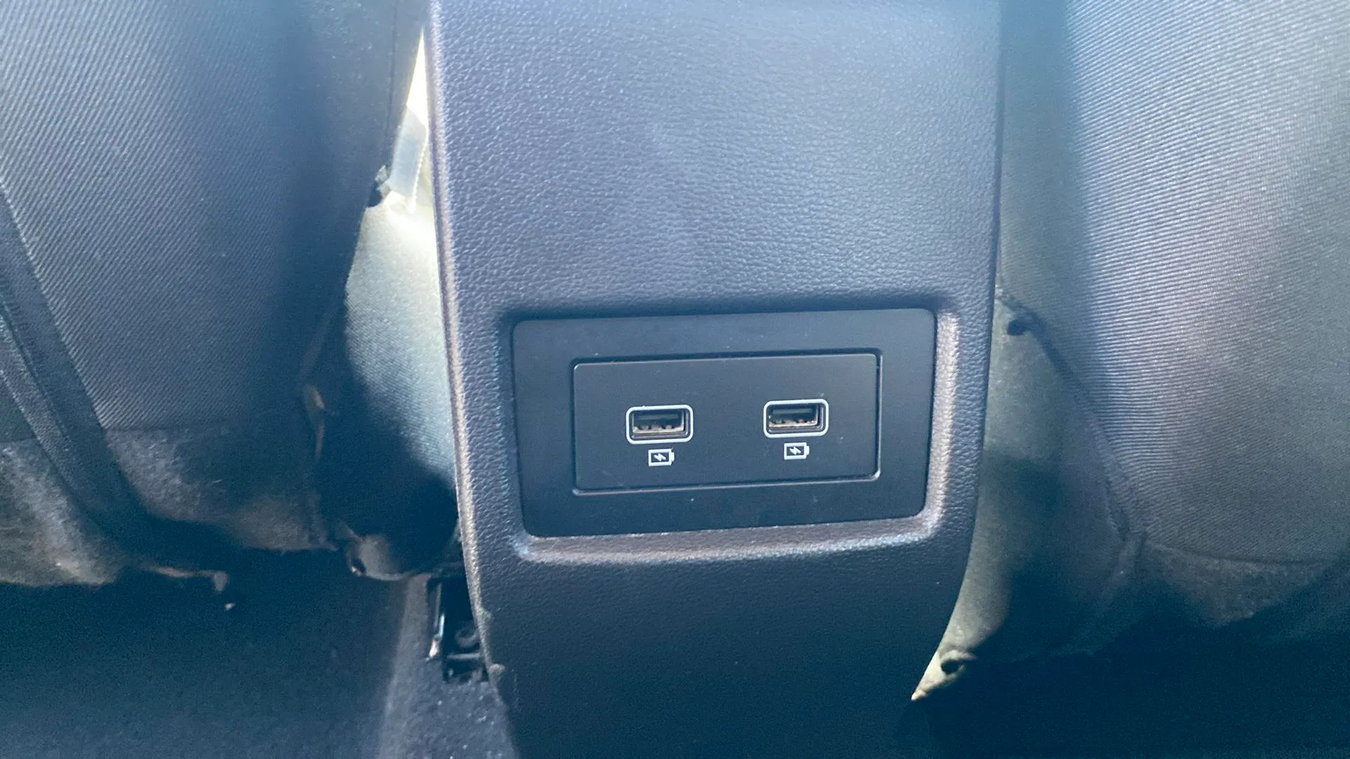 Dacia Duster Journey Go TCe 4x2 EDC - foto 24