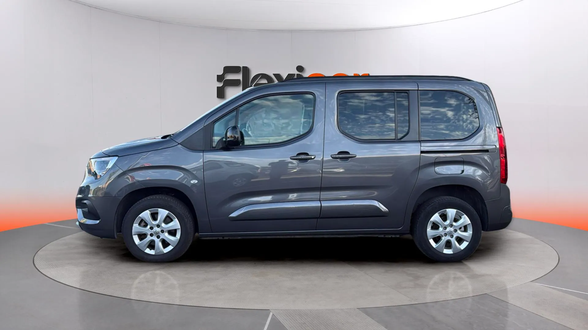 Opel Combo 1.5 TD Elegance XL - foto 4