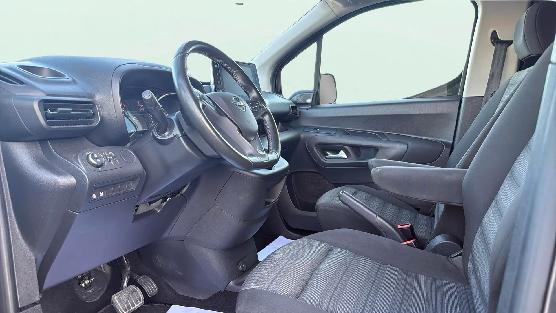 Opel Combo 1.5 TD Elegance XL - foto 10
