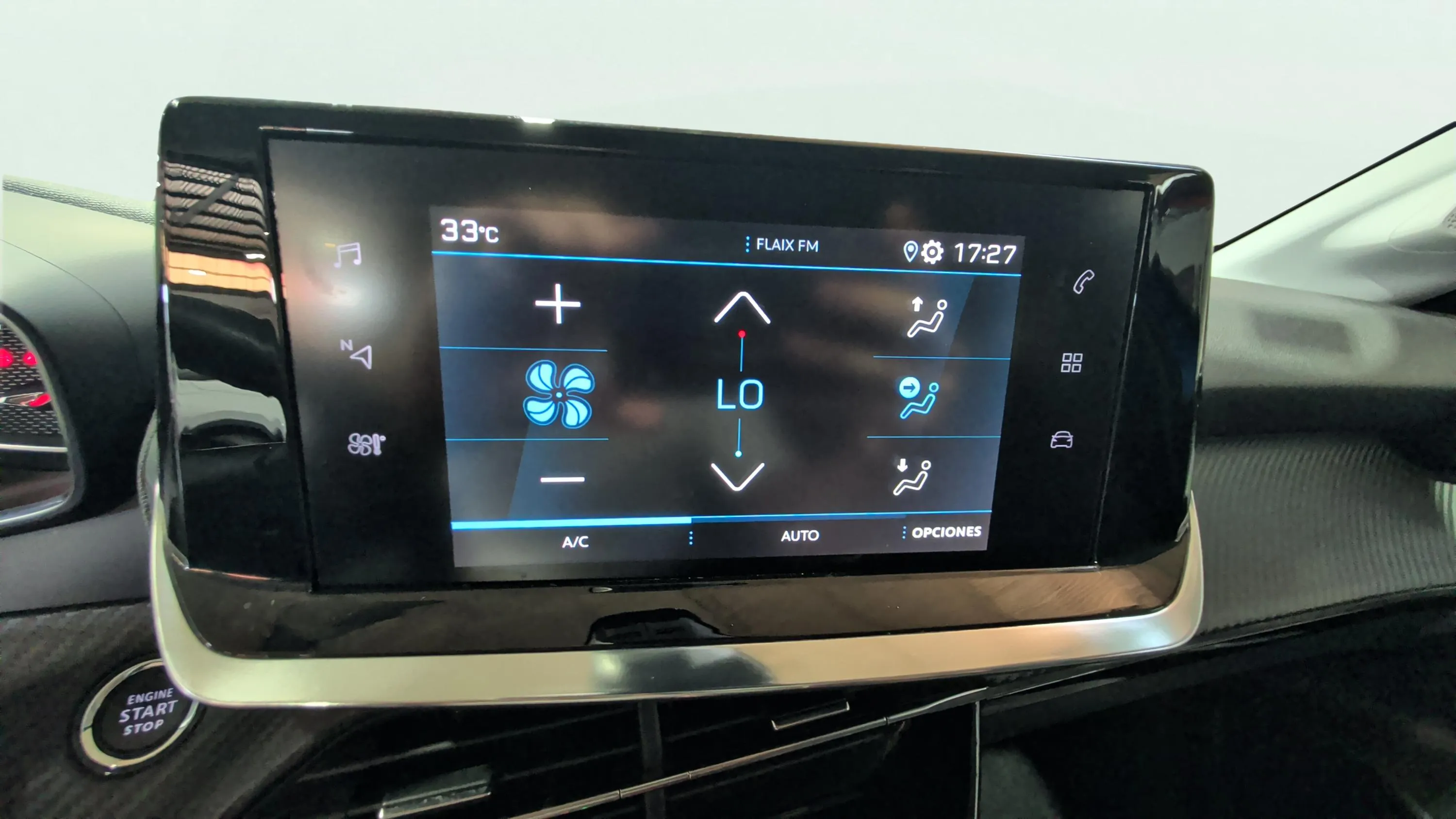 Peugeot 208 BlueHDi Allure Pack - foto 19