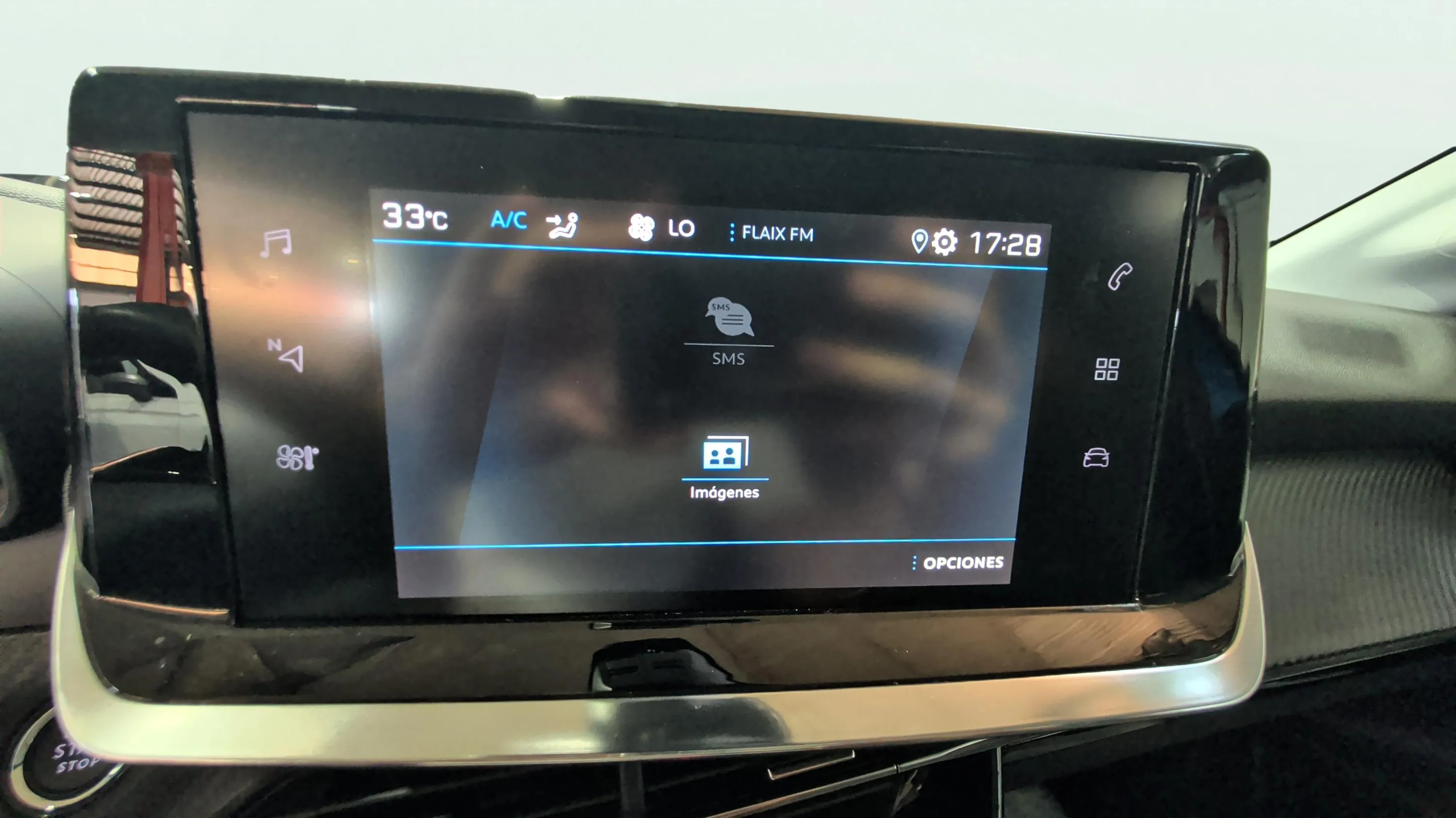 Peugeot 208 BlueHDi Allure Pack - foto 18
