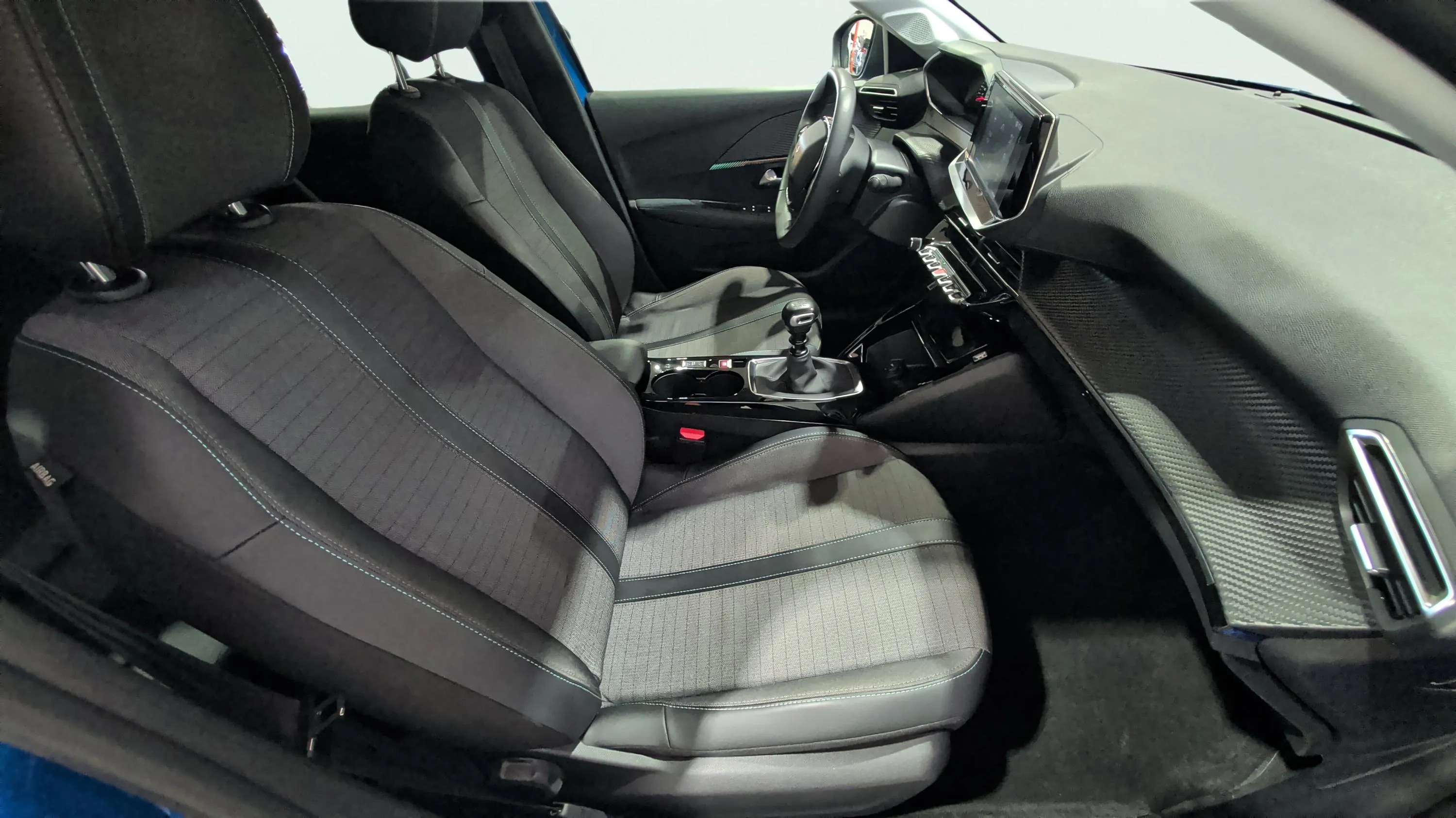 Peugeot 208 BlueHDi Allure Pack - foto 23