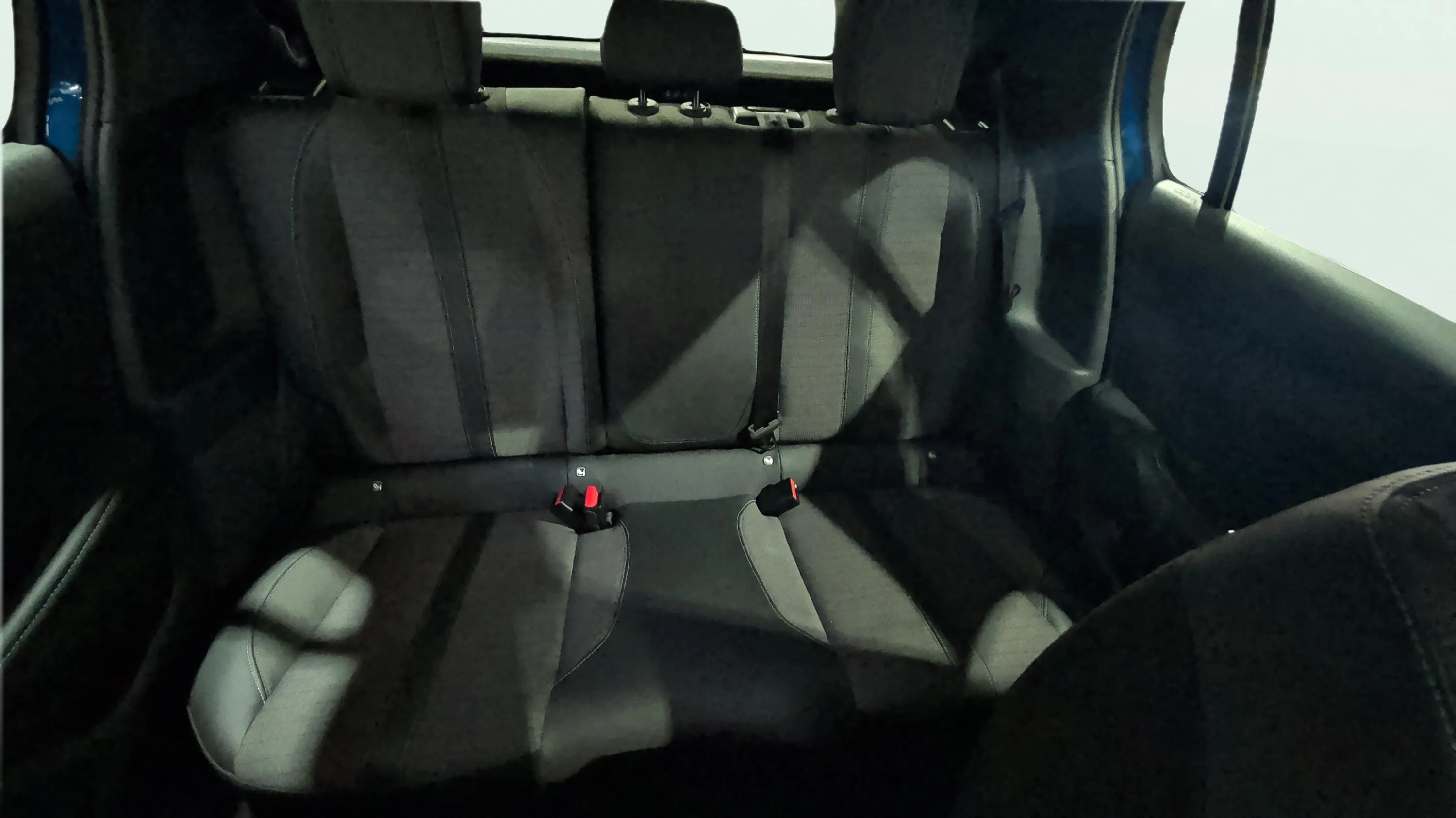 Peugeot 208 BlueHDi Allure Pack - foto 24