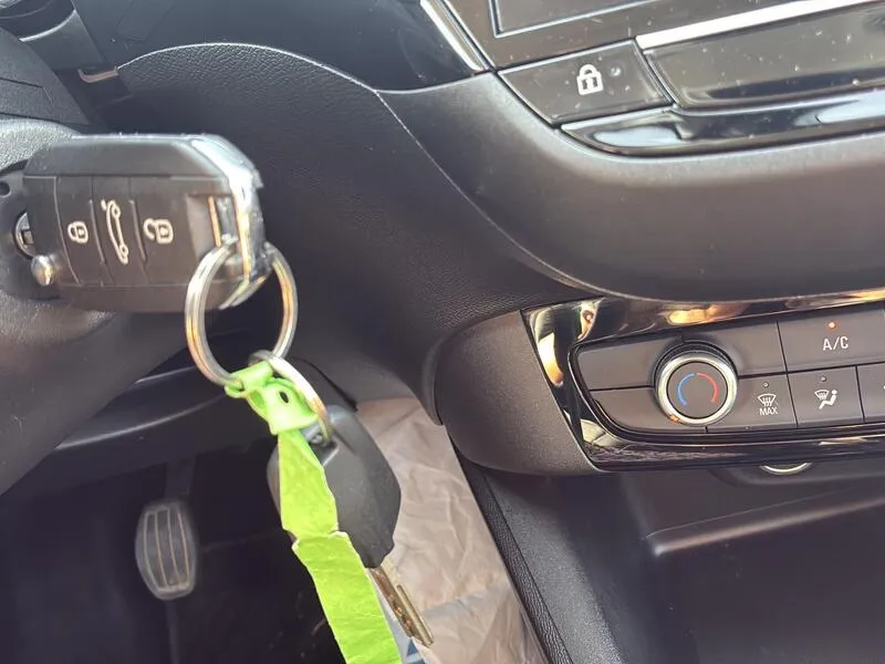 Opel Corsa 1.2T XHL Edition - foto 15