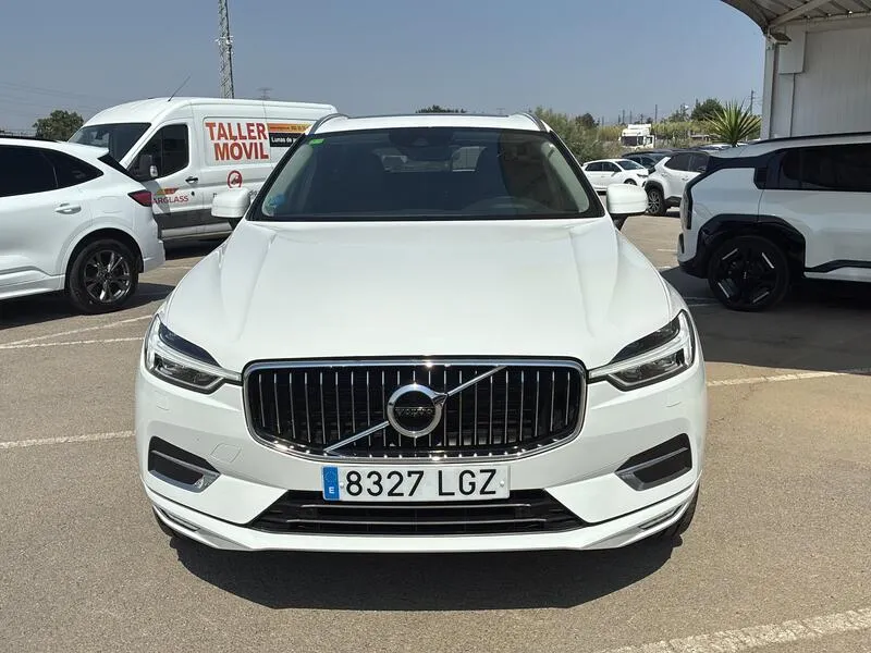 Volvo XC60 2.0 B4 D AWD Inscription - foto 9