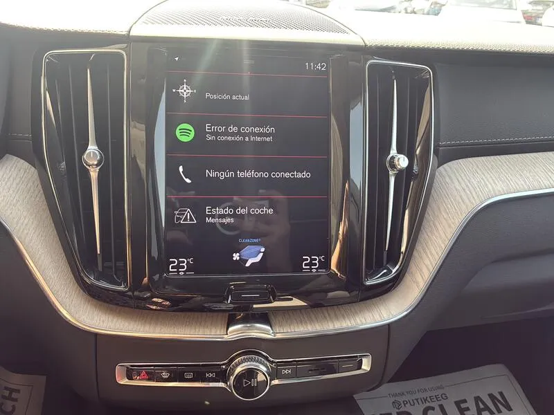Volvo XC60 2.0 B4 D AWD Inscription - foto 17