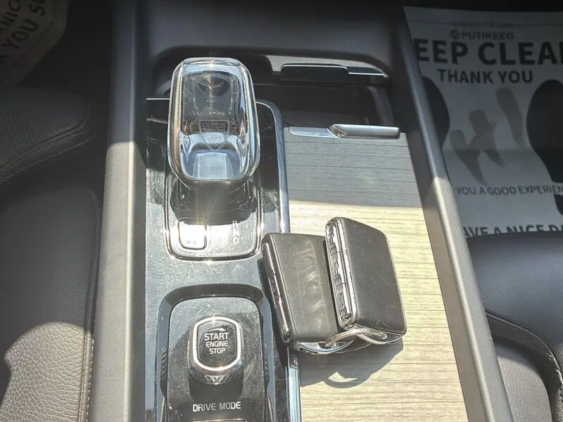 Volvo XC60 2.0 B4 D AWD Inscription - foto 15