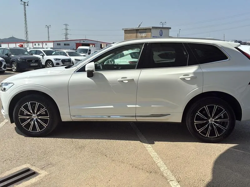 Volvo XC60 2.0 B4 D AWD Inscription - foto 3