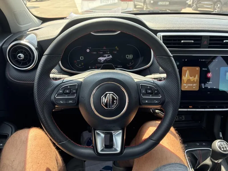 MG ZS 1.5 Luxury - foto 11