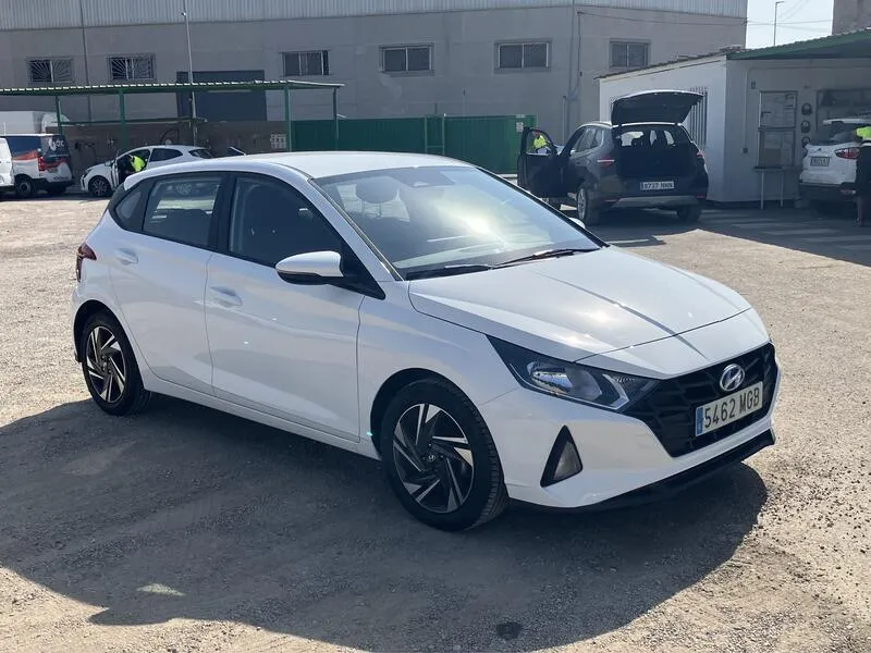 Hyundai i20 1.2 MPI Klass - foto 8