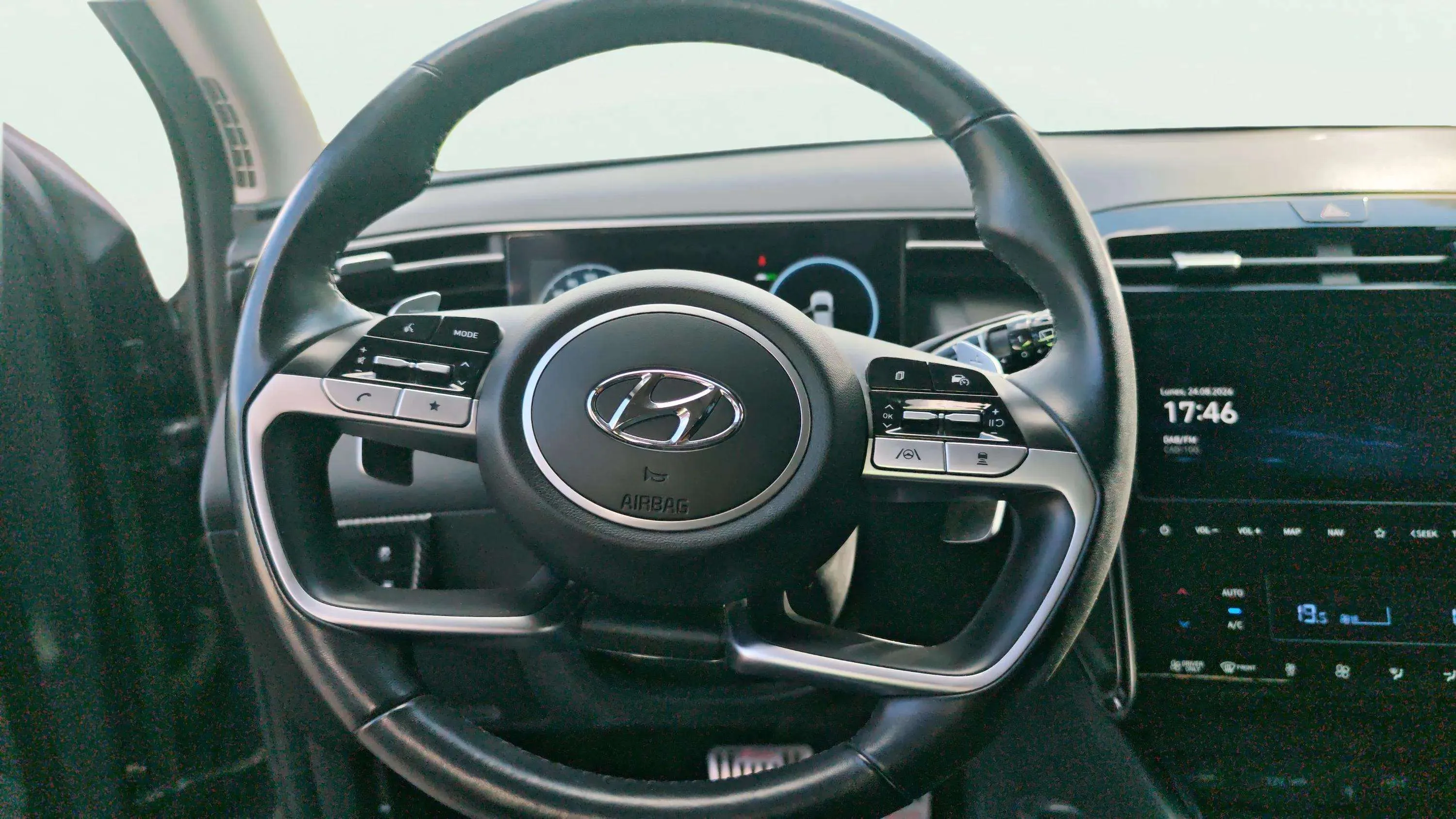 Hyundai Tucson 1.6 T-GDi PHEV Style 4x4 - foto 12