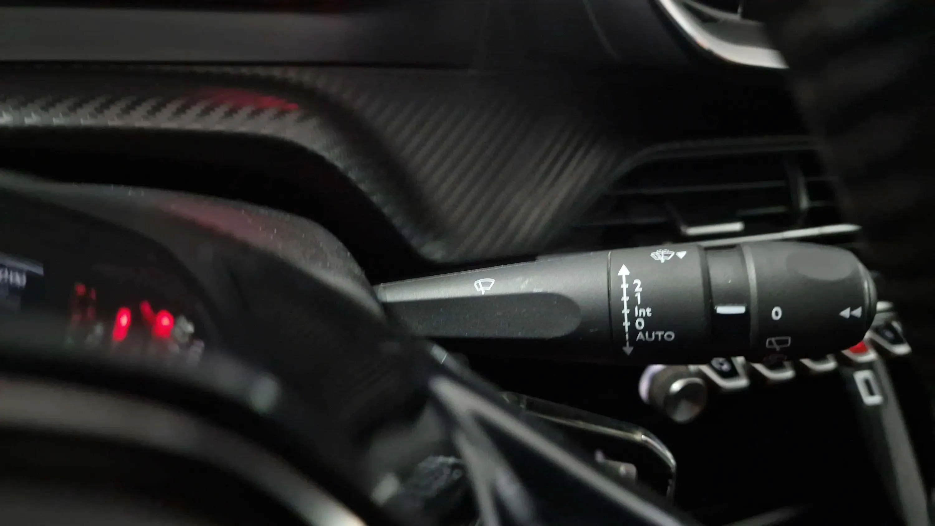 Peugeot 2008 Active Pack PureTech 100 BVM6 - foto 15