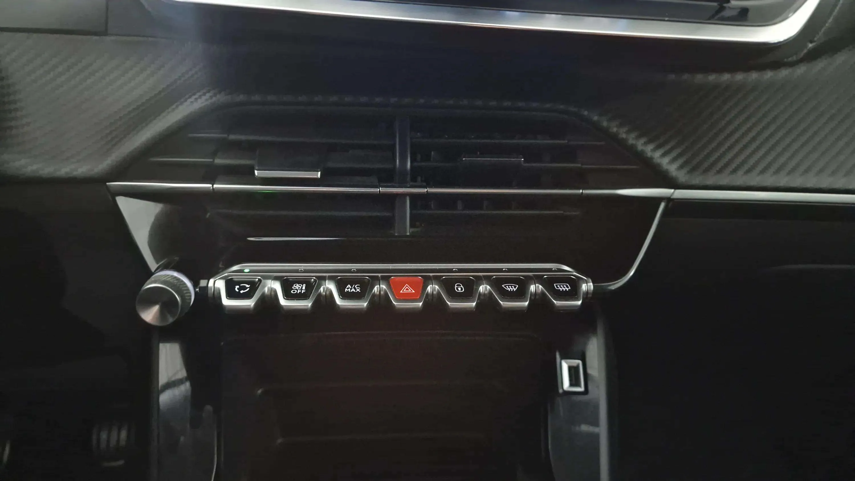 Peugeot 2008 Active Pack PureTech 100 BVM6 - foto 14