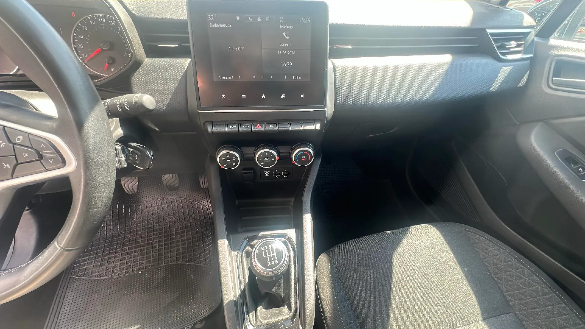 Renault Clio Equilibre Blue dCi - foto 12
