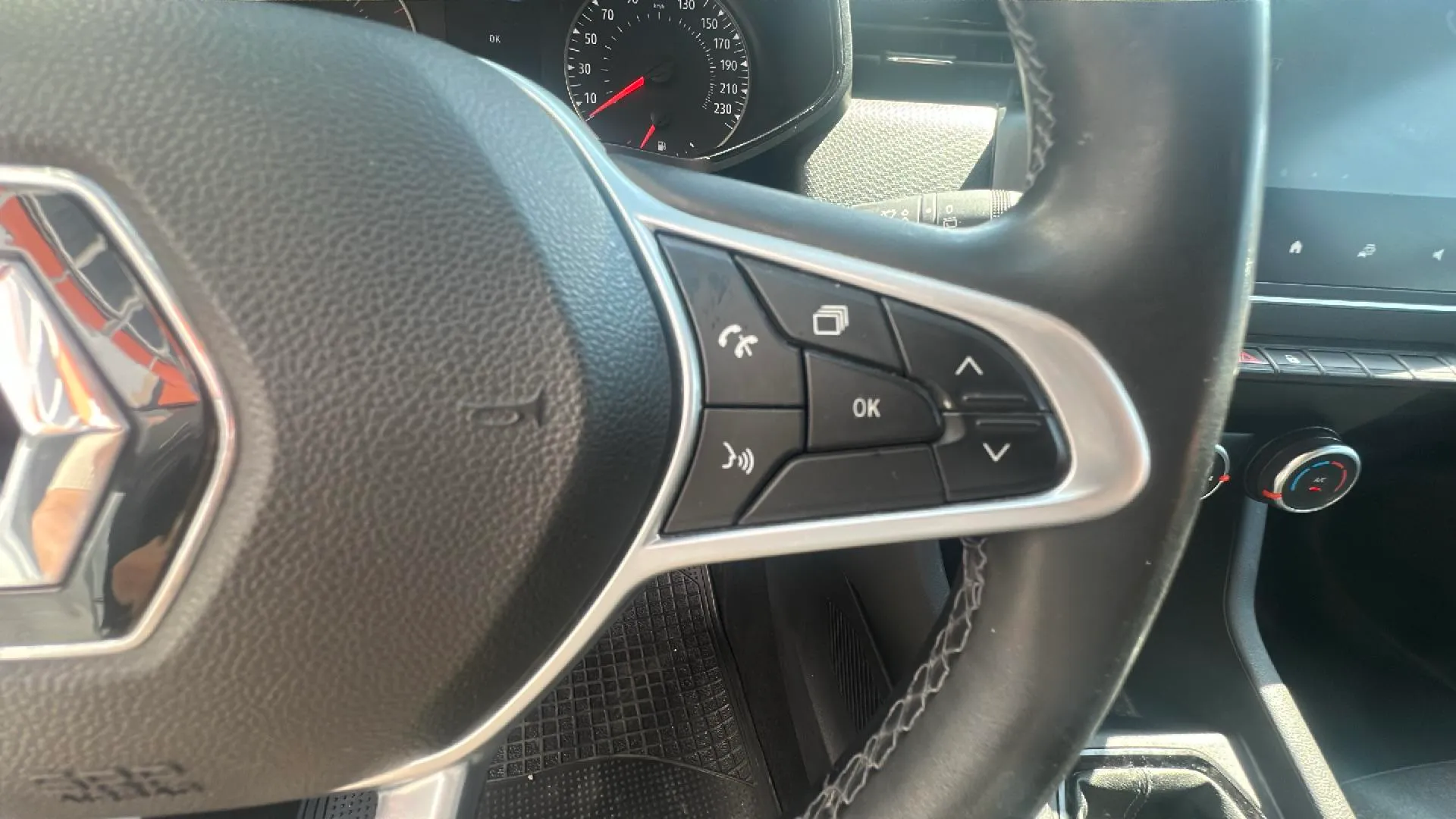 Renault Clio Equilibre Blue dCi - foto 19
