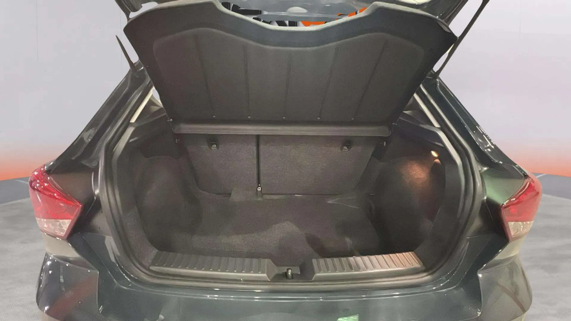 SEAT Ibiza 1.0 TSI Reference XL - foto 9