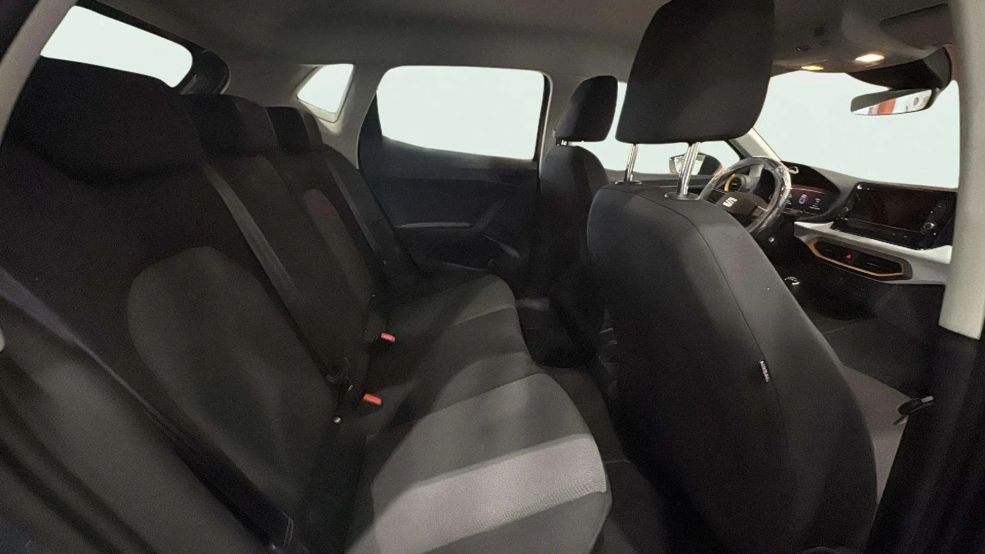 SEAT Ibiza 1.0 TSI Reference XL - foto 16