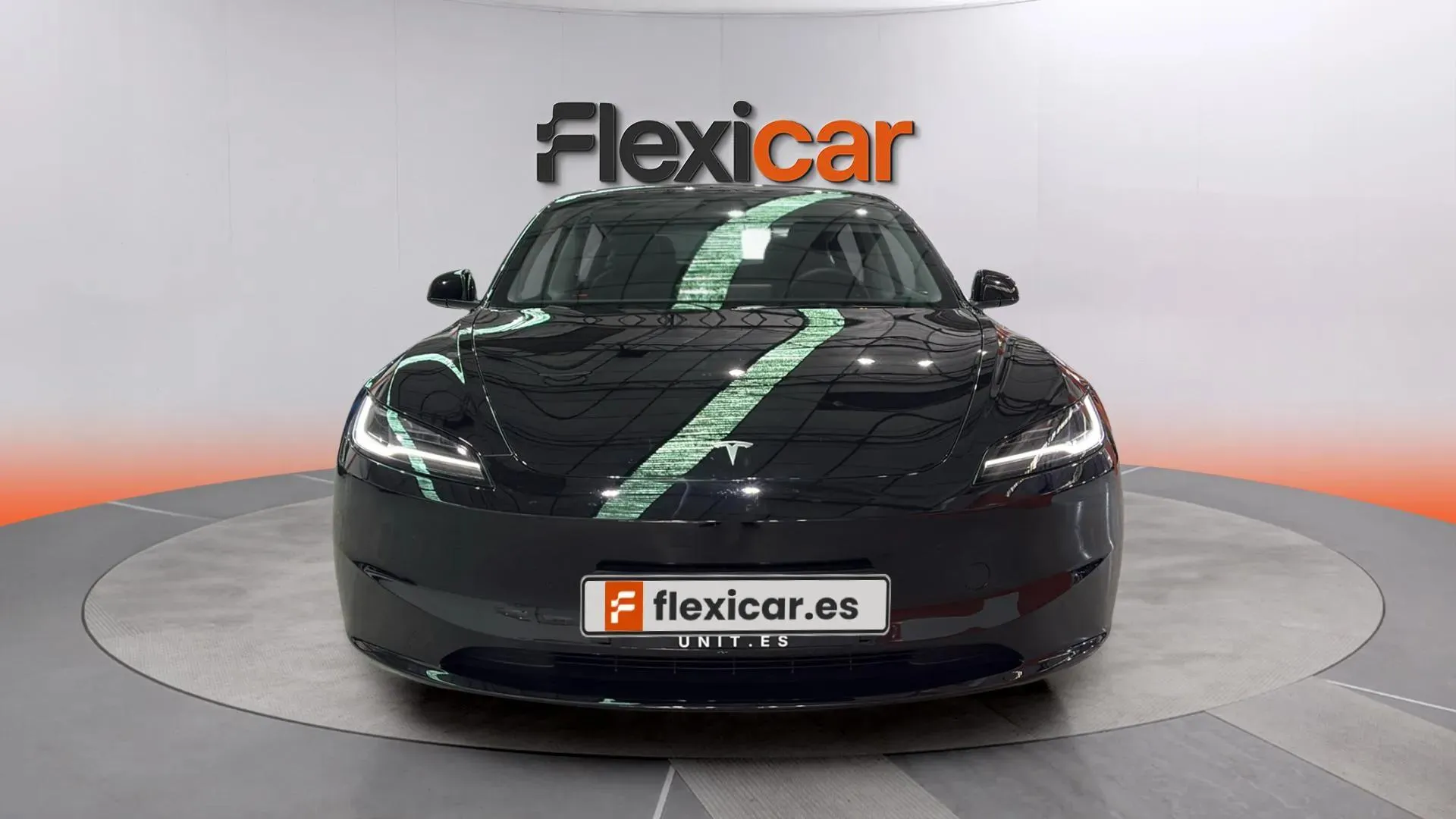 Tesla Model 3 RWD - foto 2