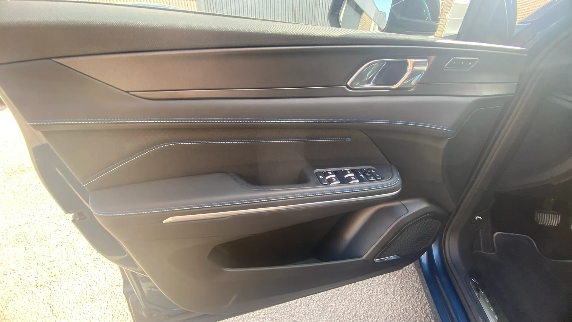 Lynk & Co 01 1.5 PHEV - foto 8