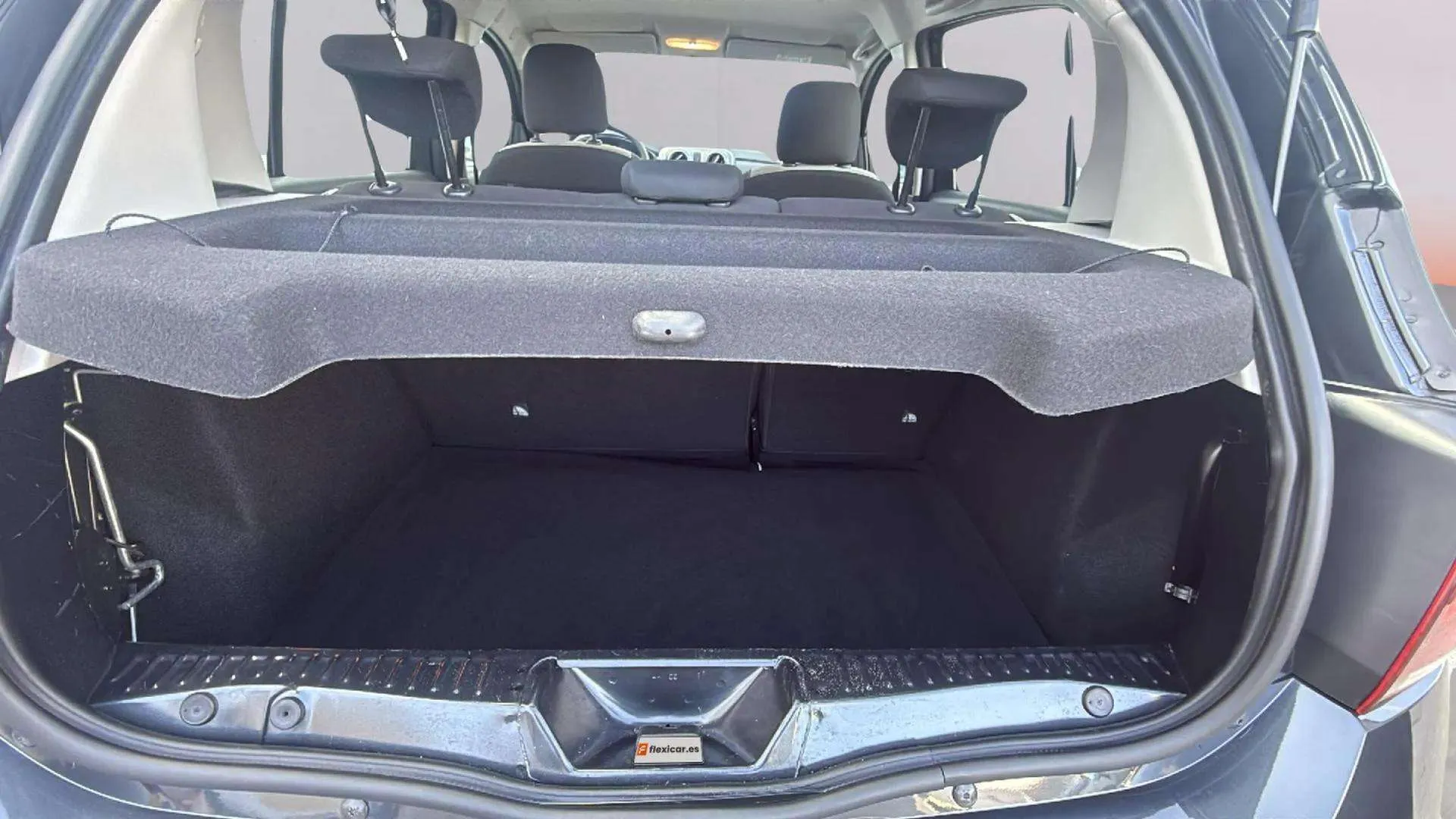 Dacia Sandero Comfort TCe 1.0 SS - foto 10