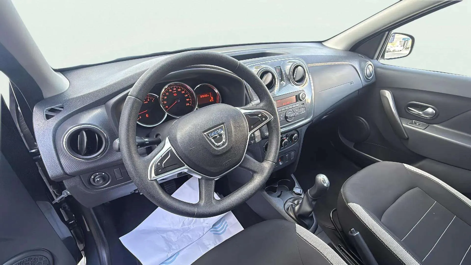 Dacia Sandero Comfort TCe 1.0 SS - foto 12