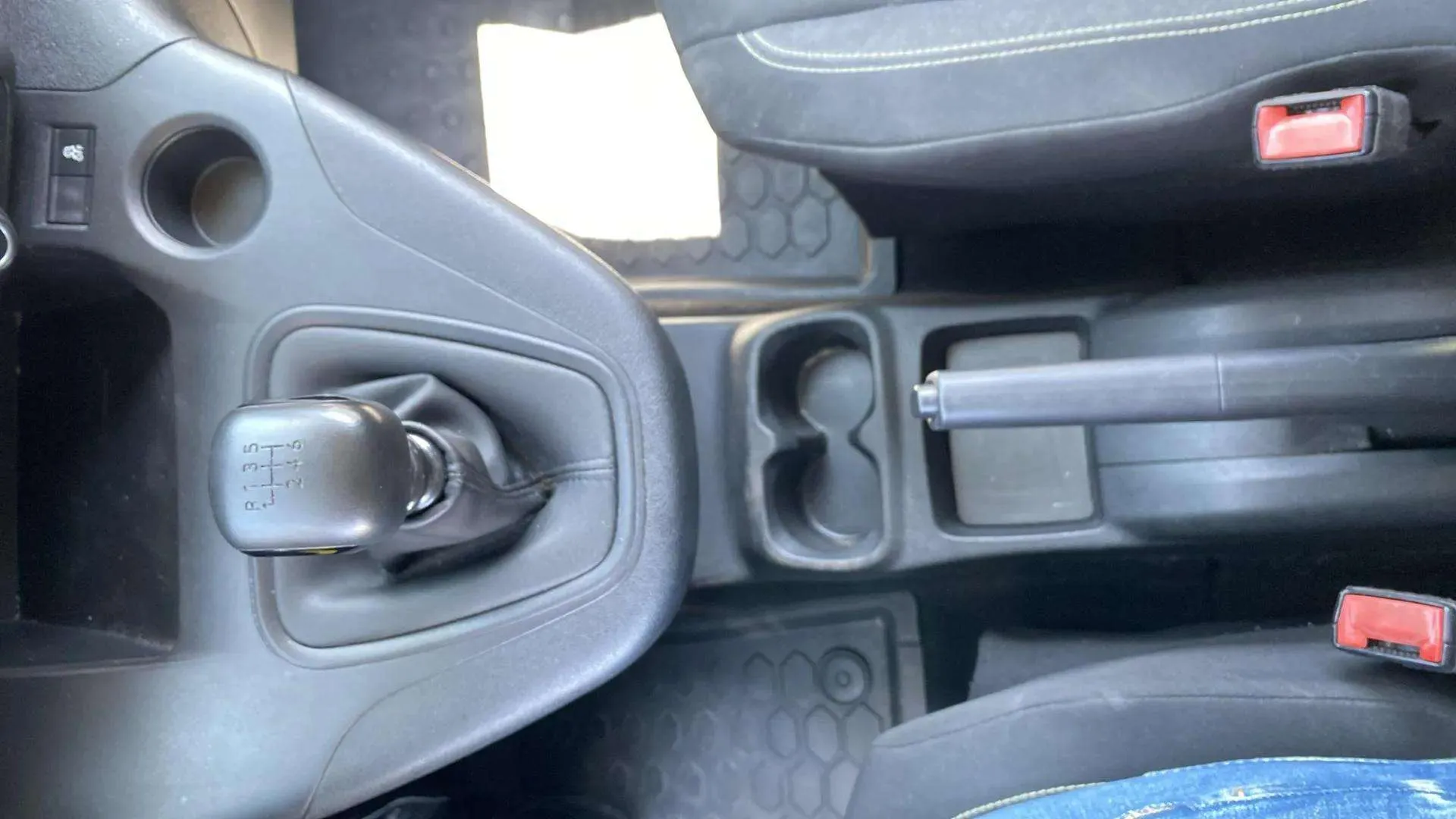 Peugeot Rifter Allure Long PureTech - foto 24