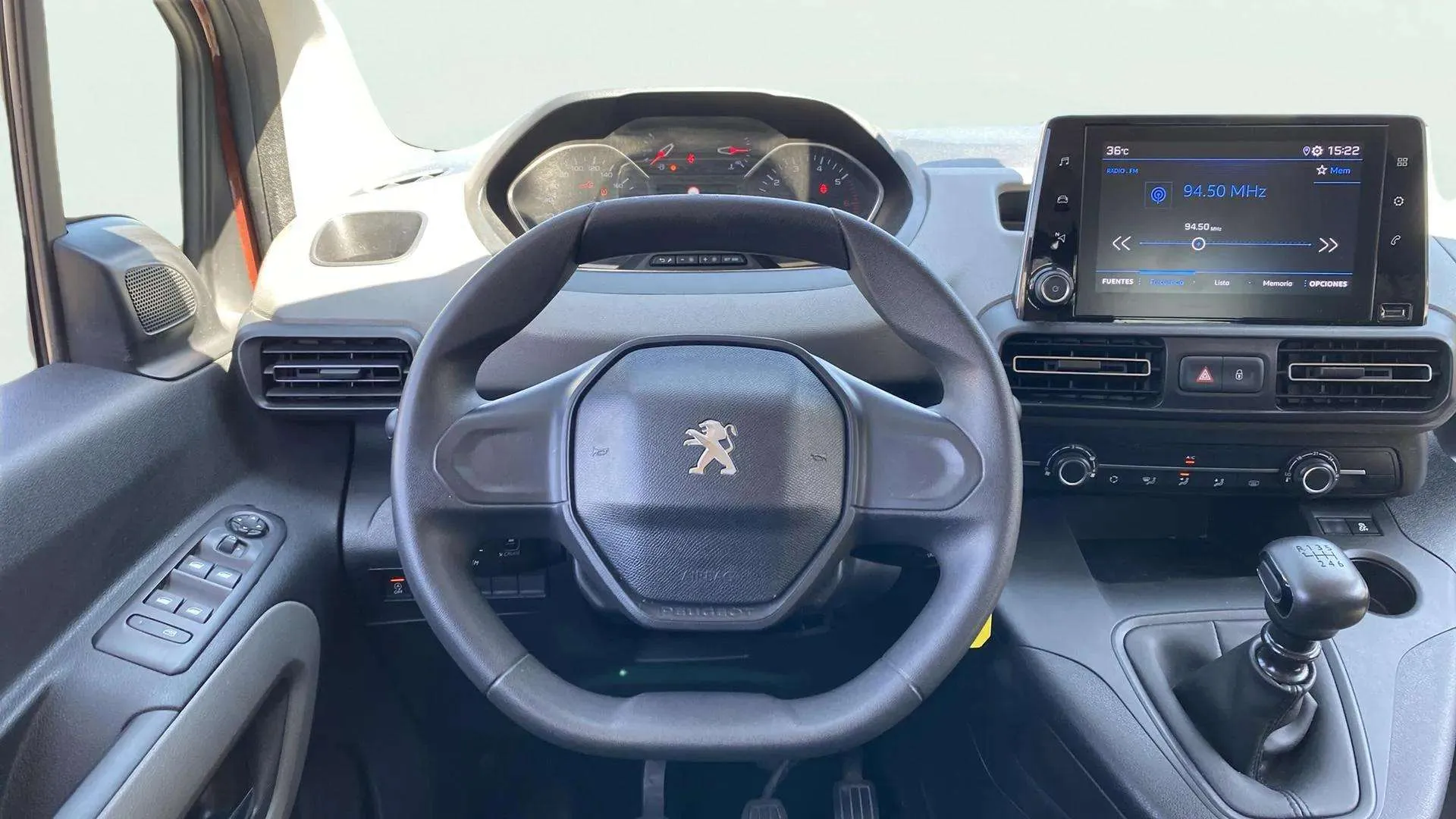 Peugeot Rifter Allure Long PureTech - foto 8