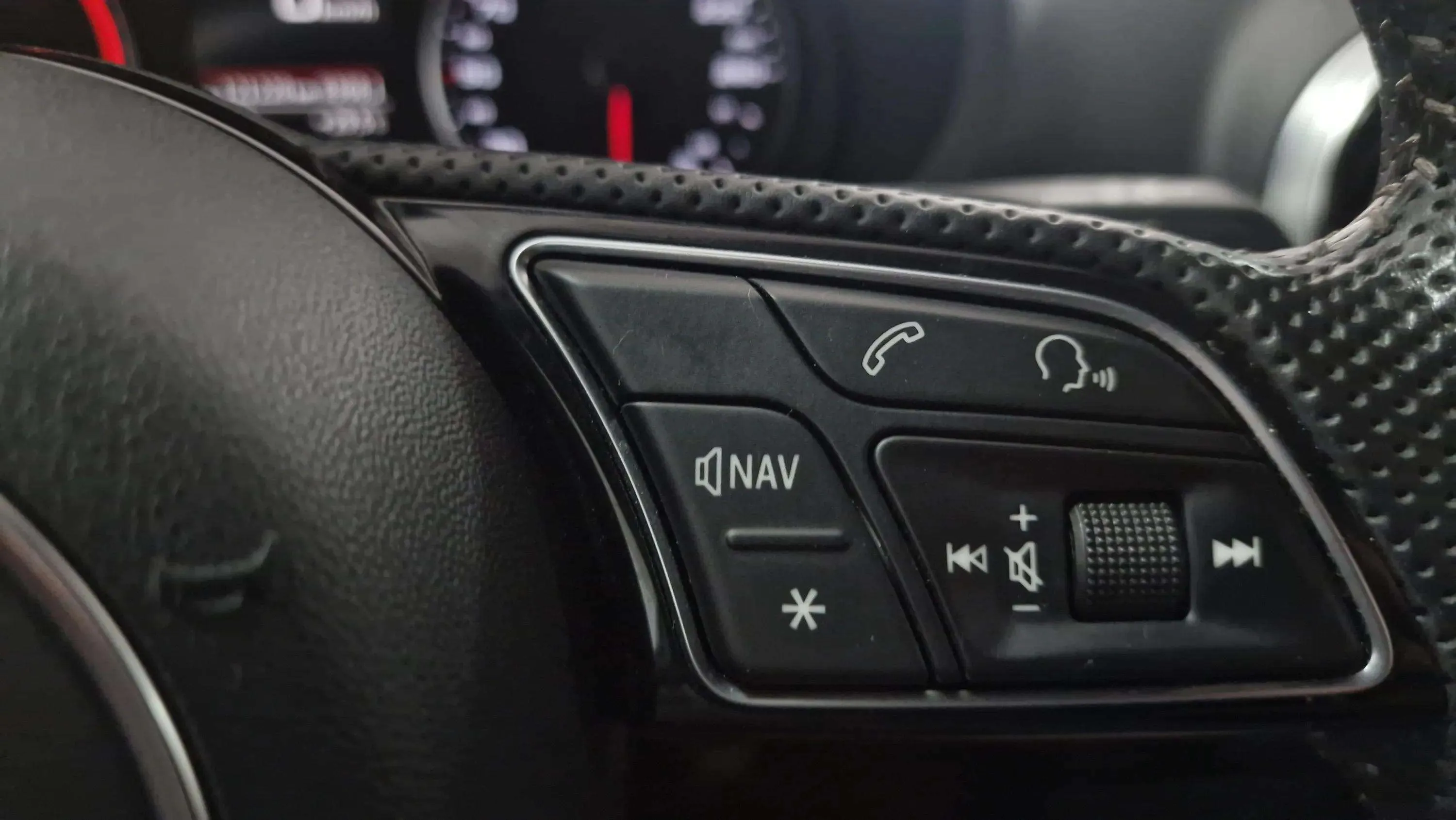 Audi A3 Black line 35 TDI S tron Sportback - foto 16