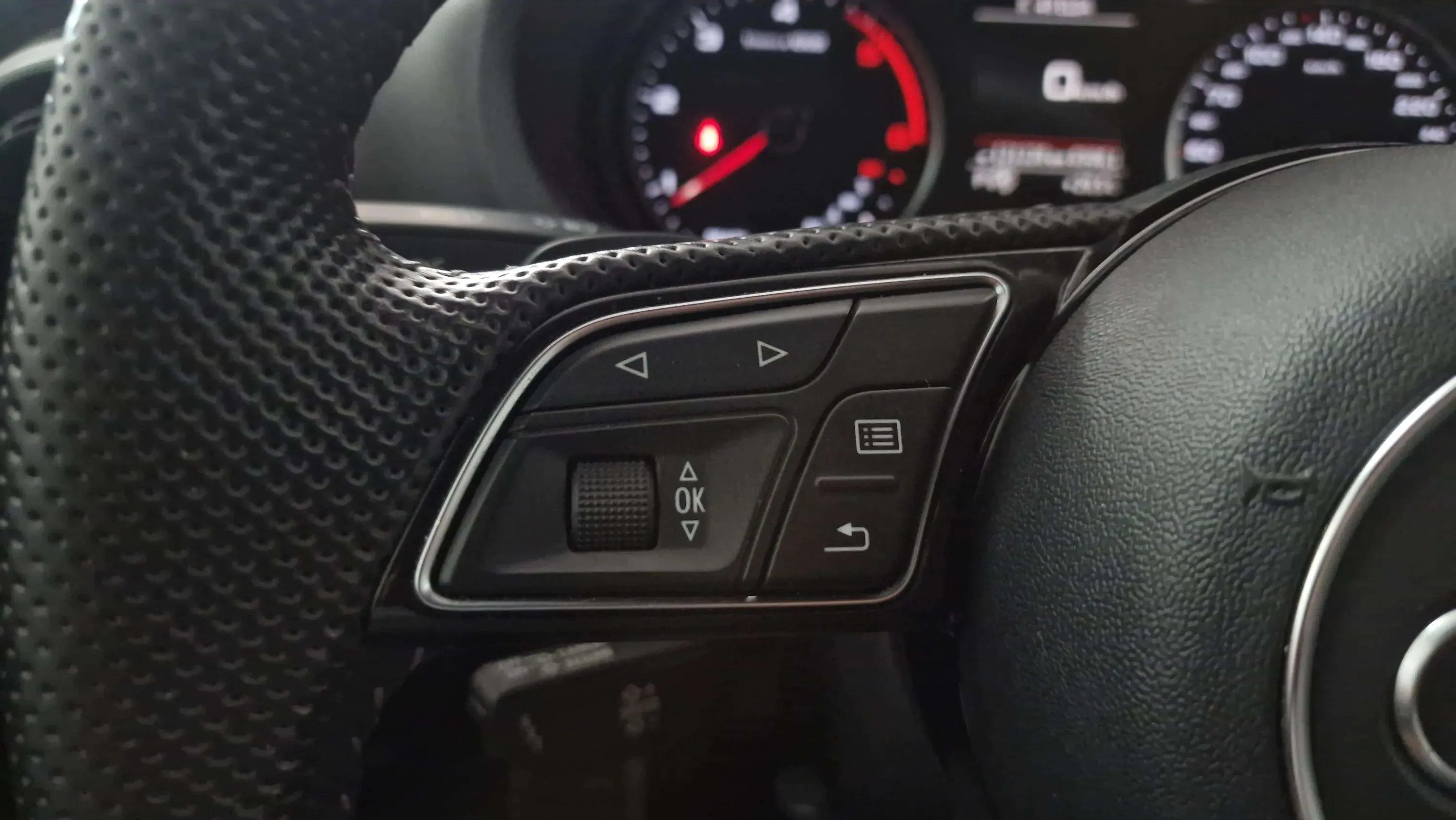 Audi A3 Black line 35 TDI S tron Sportback - foto 18